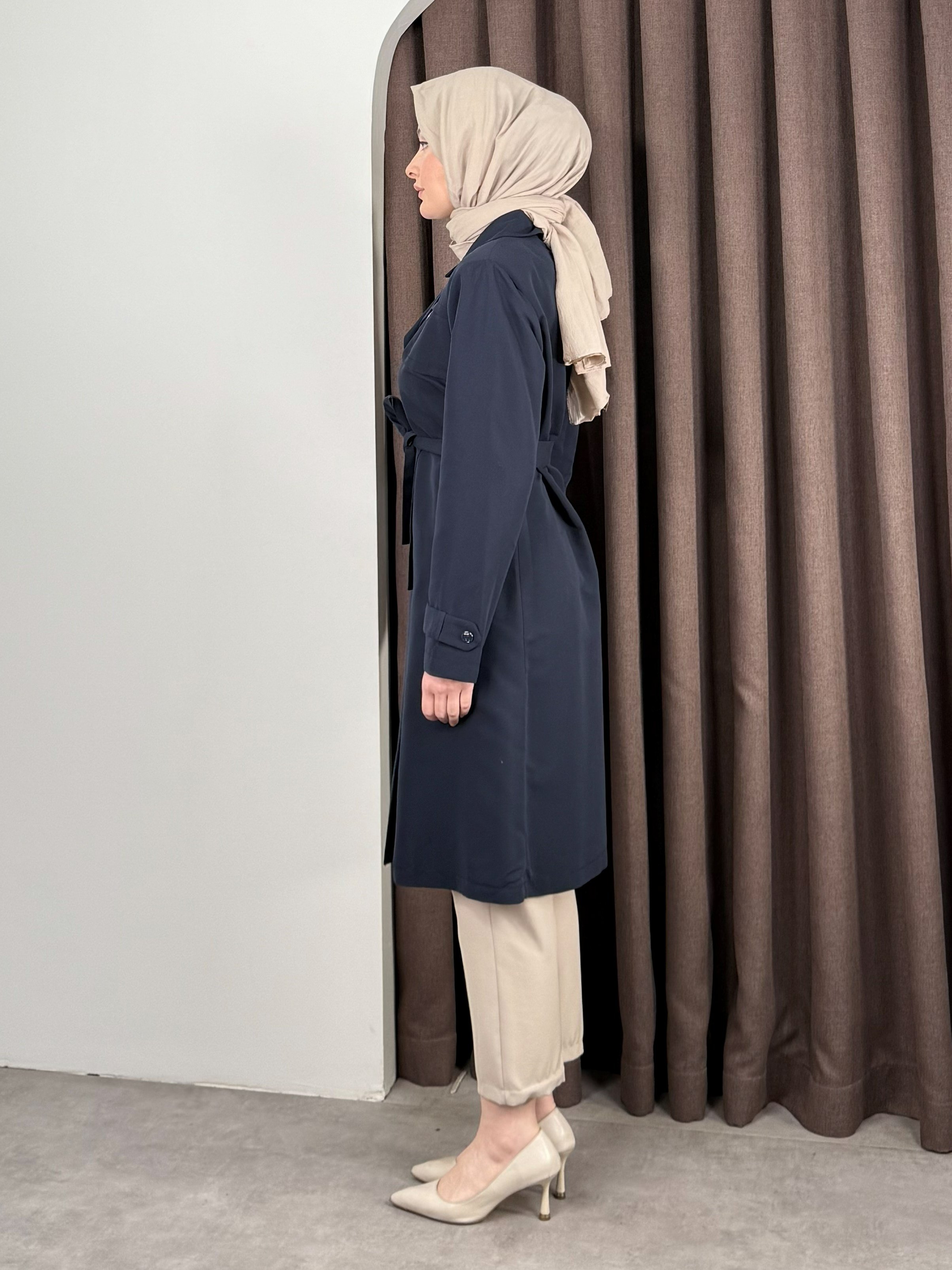 TRENCH LACİ