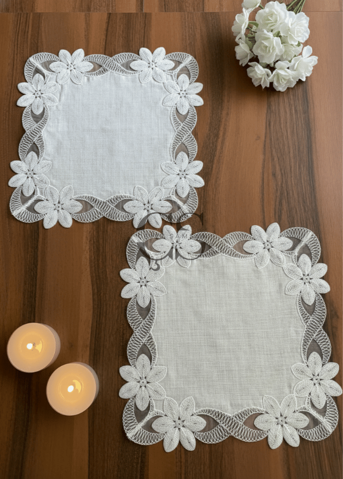 Feride Model Salon Takımı - 5 Parça Set - Krem Güpür & Kumaş