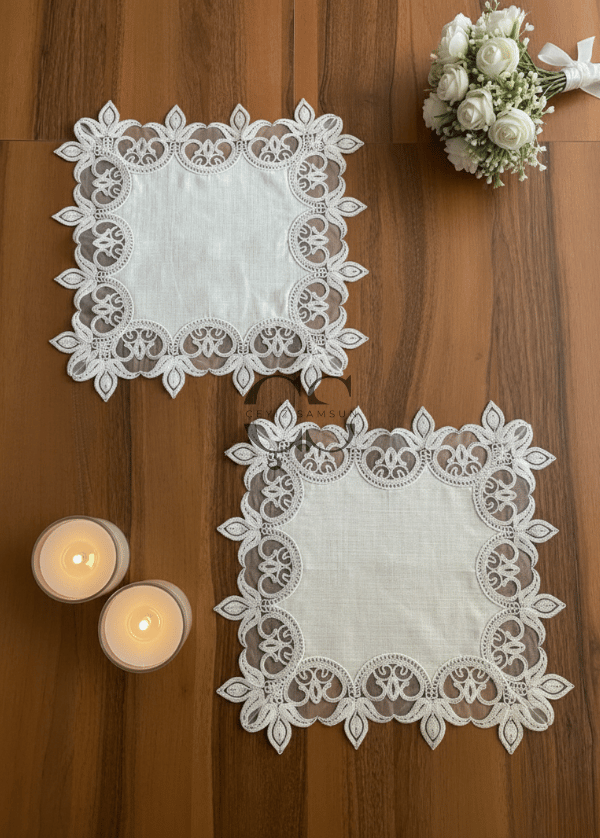Fransız Güpürlü Salon Takımı - 5 Parça Set - Krem Güpür & Kumaş