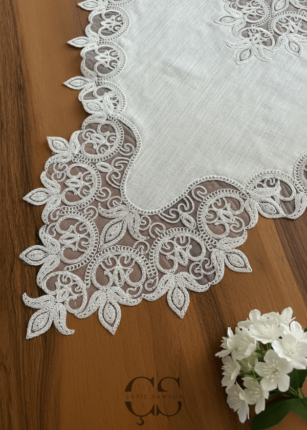 Fransız Güpürlü Salon Takımı - 5 Parça Set - Krem Güpür & Kumaş