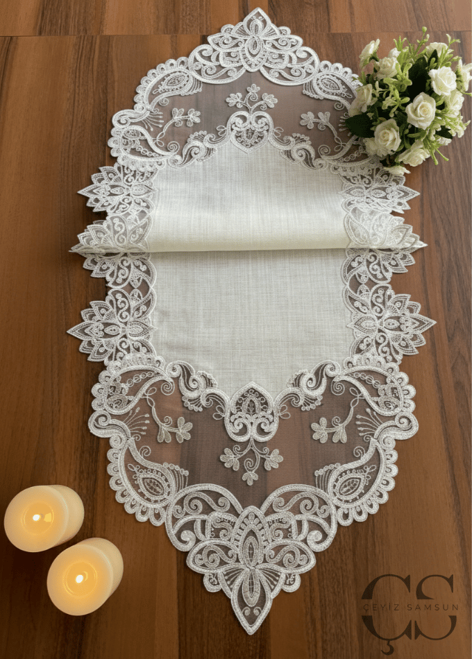 Victoria Model Salon Takımı - 5 Parça Set - Krem Güpür & Kumaş