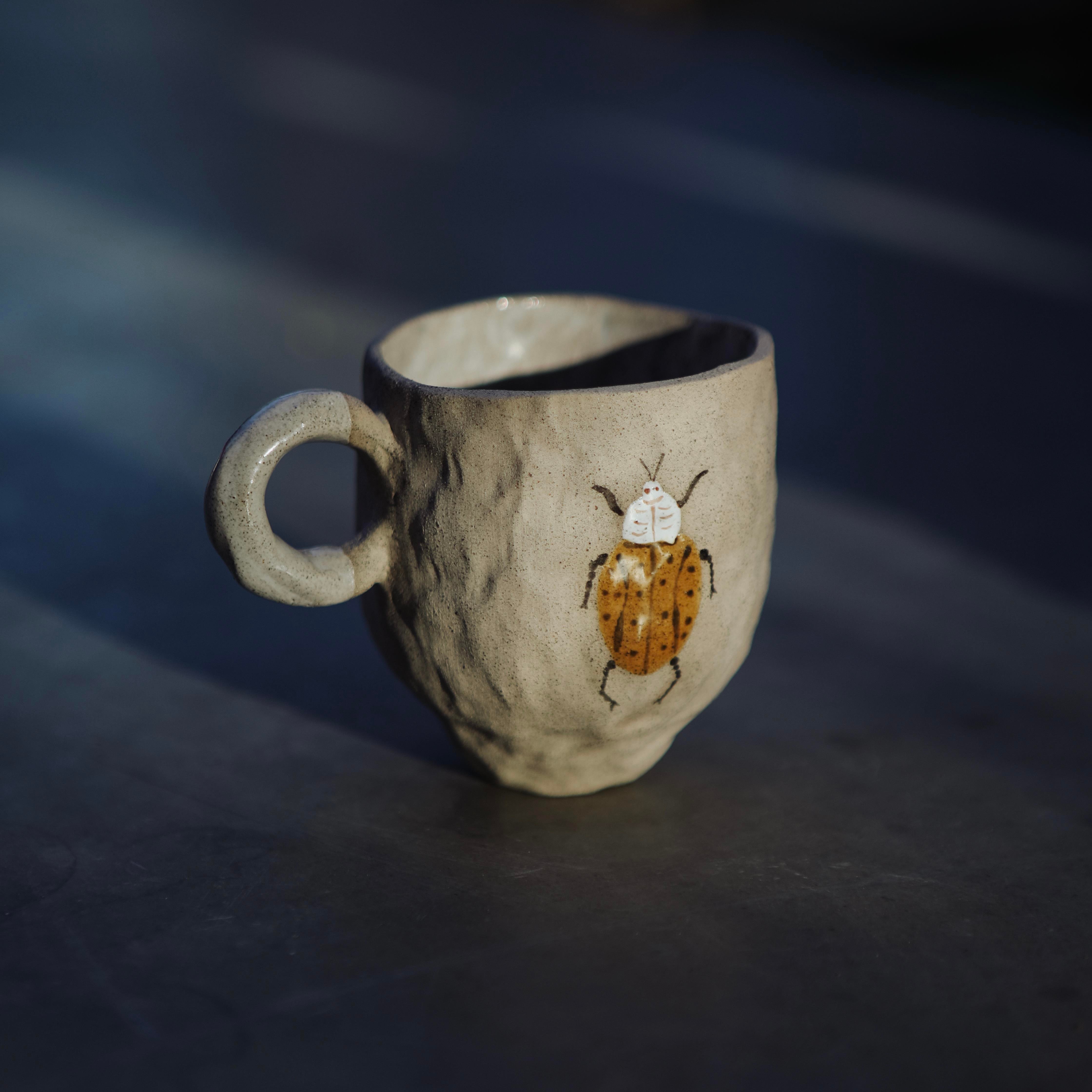Buf Böcek Mug- Saplı