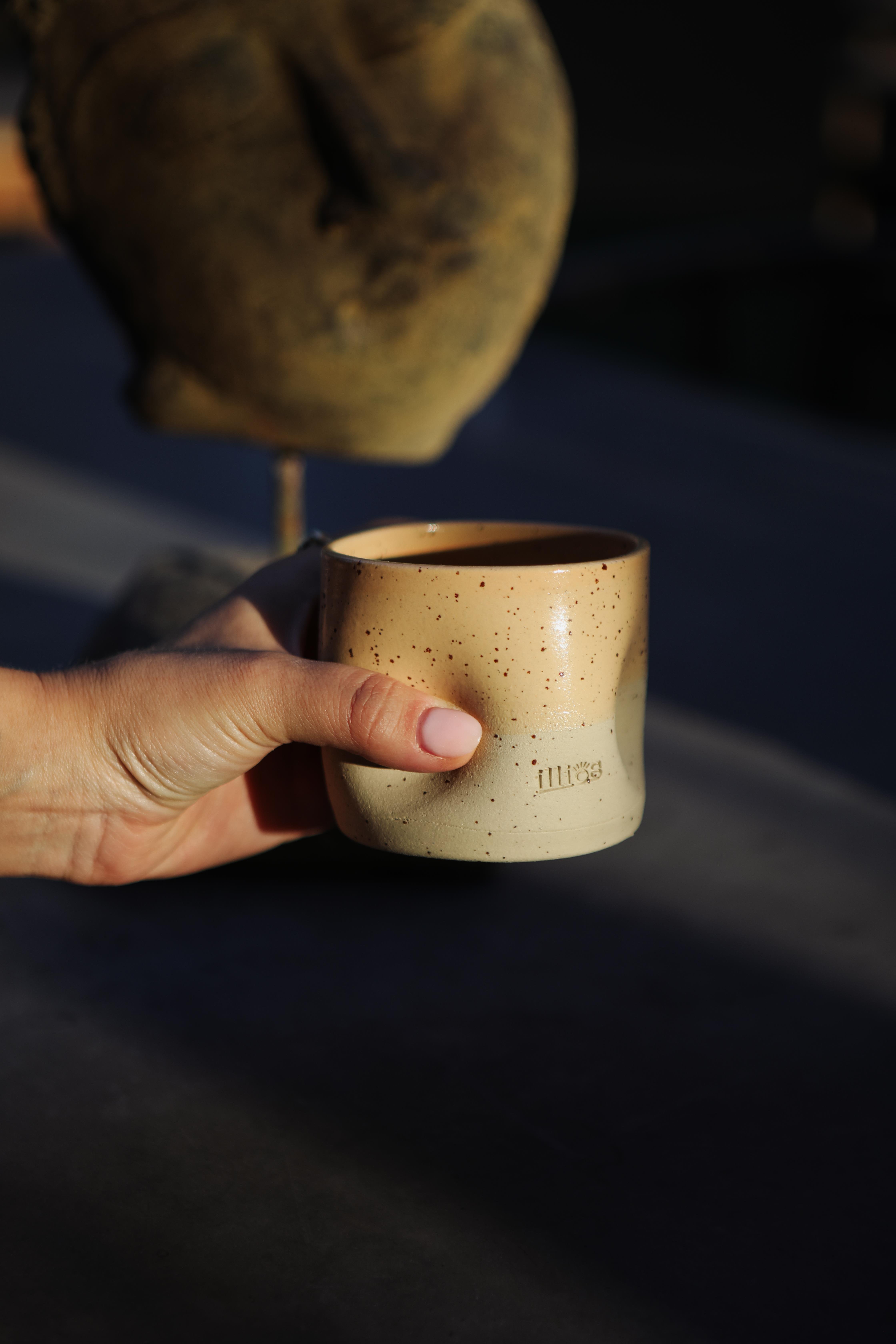 Oz Amorf Mug
