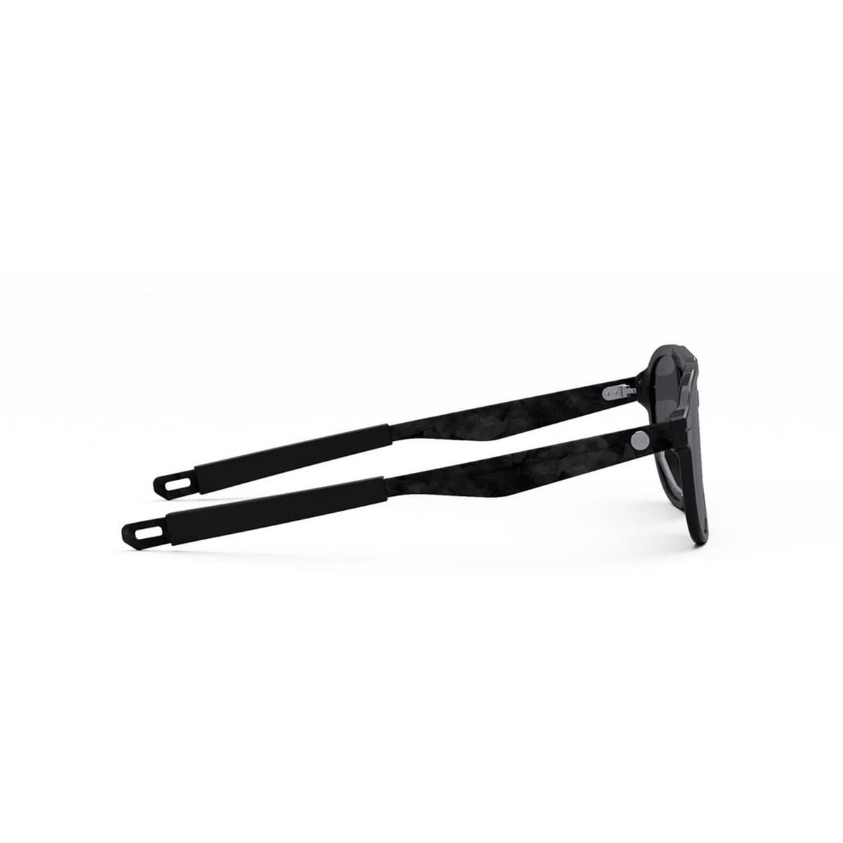 DIOR ESSENTIAL R2U 56