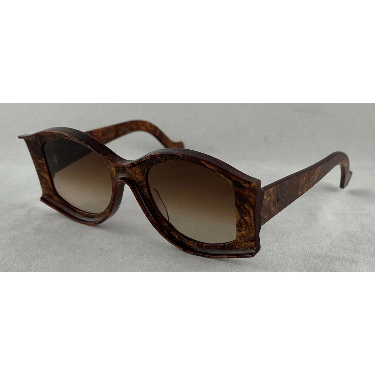 LOEWE LW40047U 52