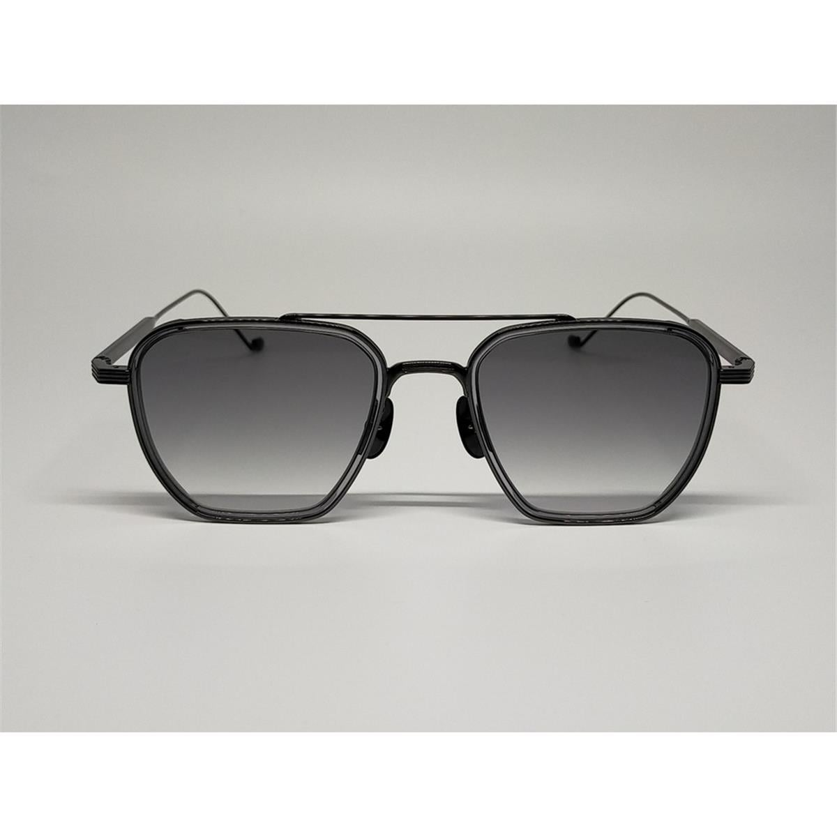 VANITY EFFECT CASSIUS 52