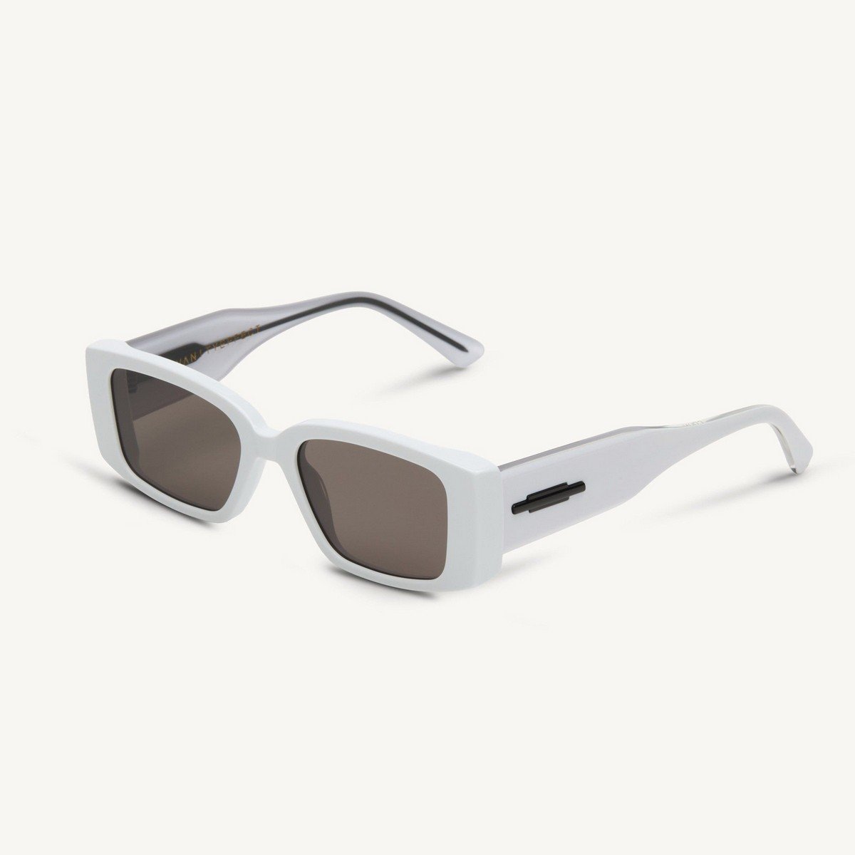VANITY EFFECT NOLITA 53
