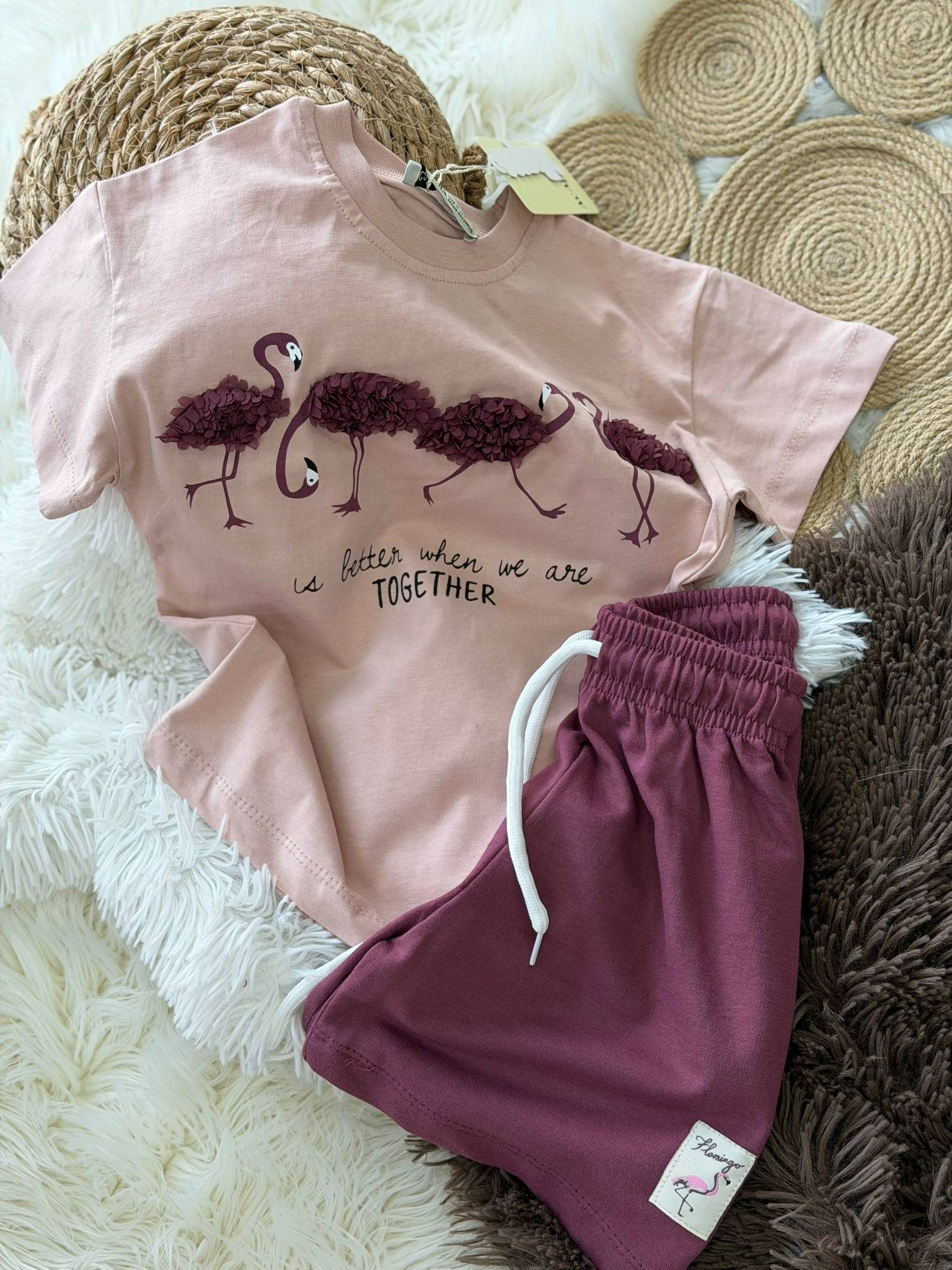 KOYU PEMBE FLAMİNGO DESENLİ  KIZ ÇOCUK ŞORTLU TAKIM  (3-10 yaş)