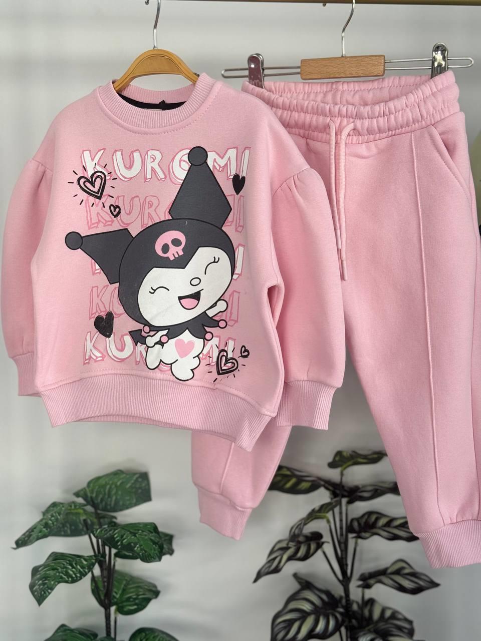 PEMBE KUROMİ TAKIM