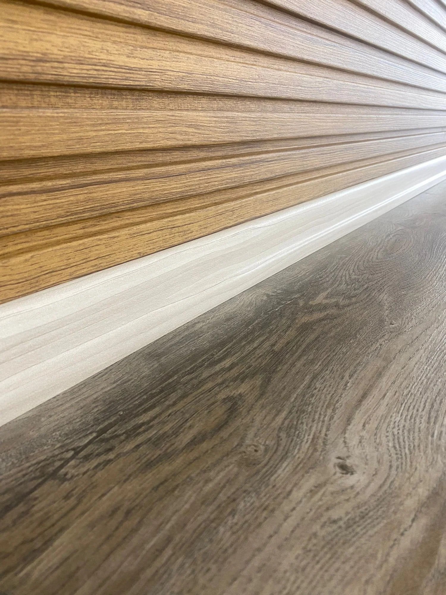 SÜPÜRGELİK L80 08 CM SÜMELA (2,44 METRE)