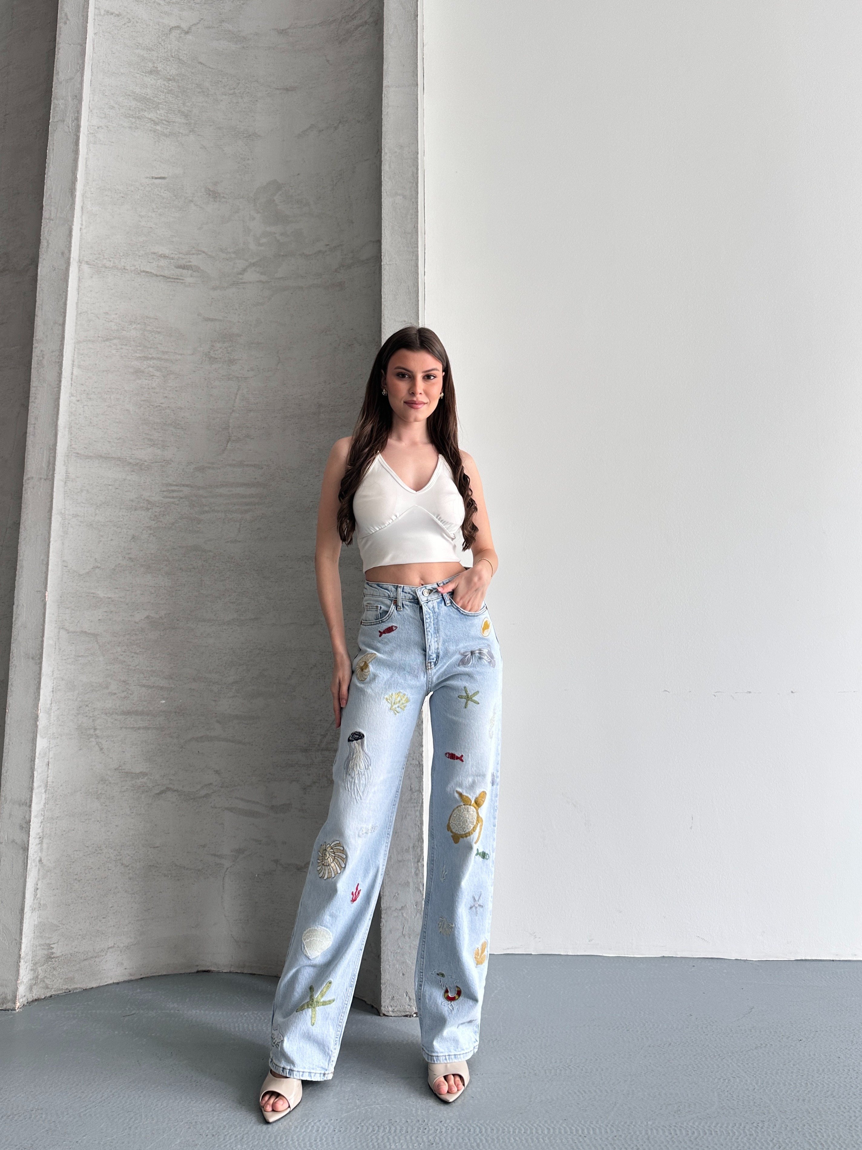 Nakış Detaylı Premium Jean