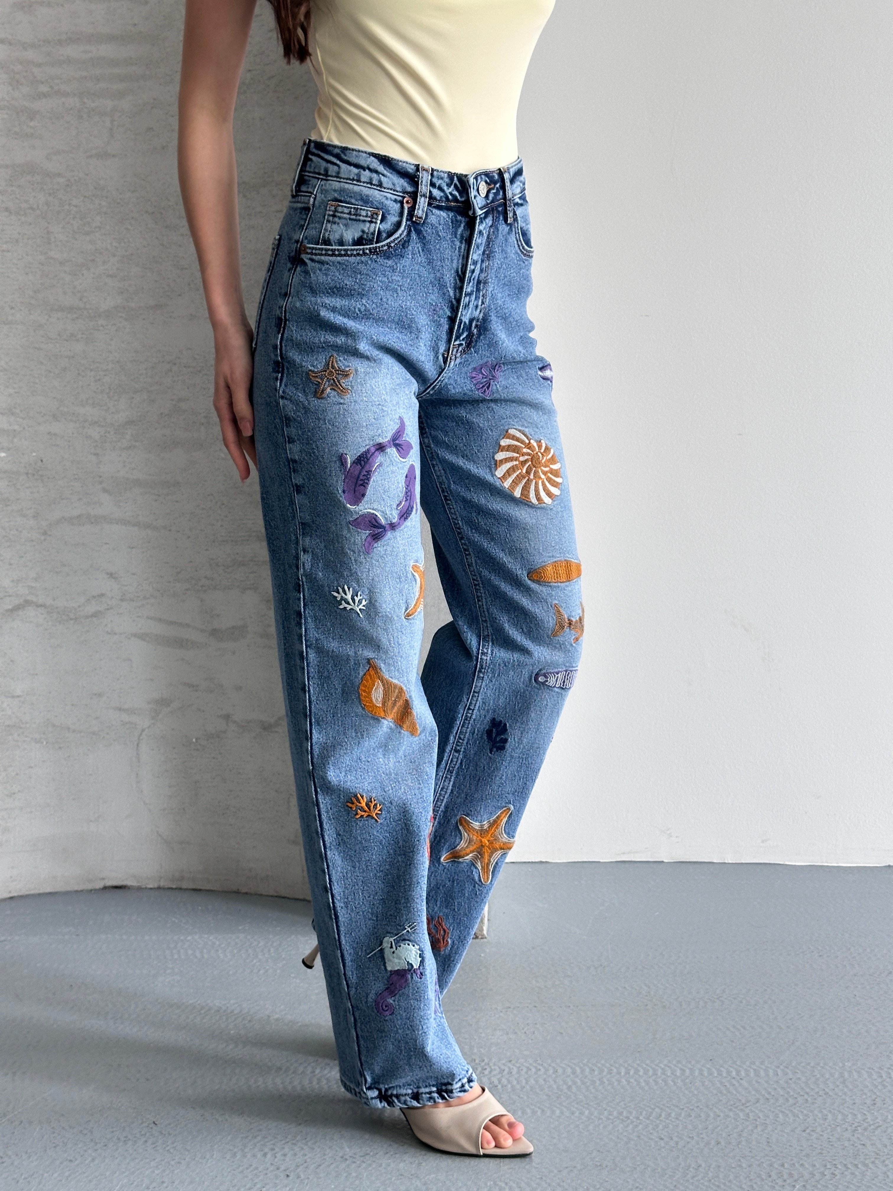 Nakış Detaylı Premium Jean