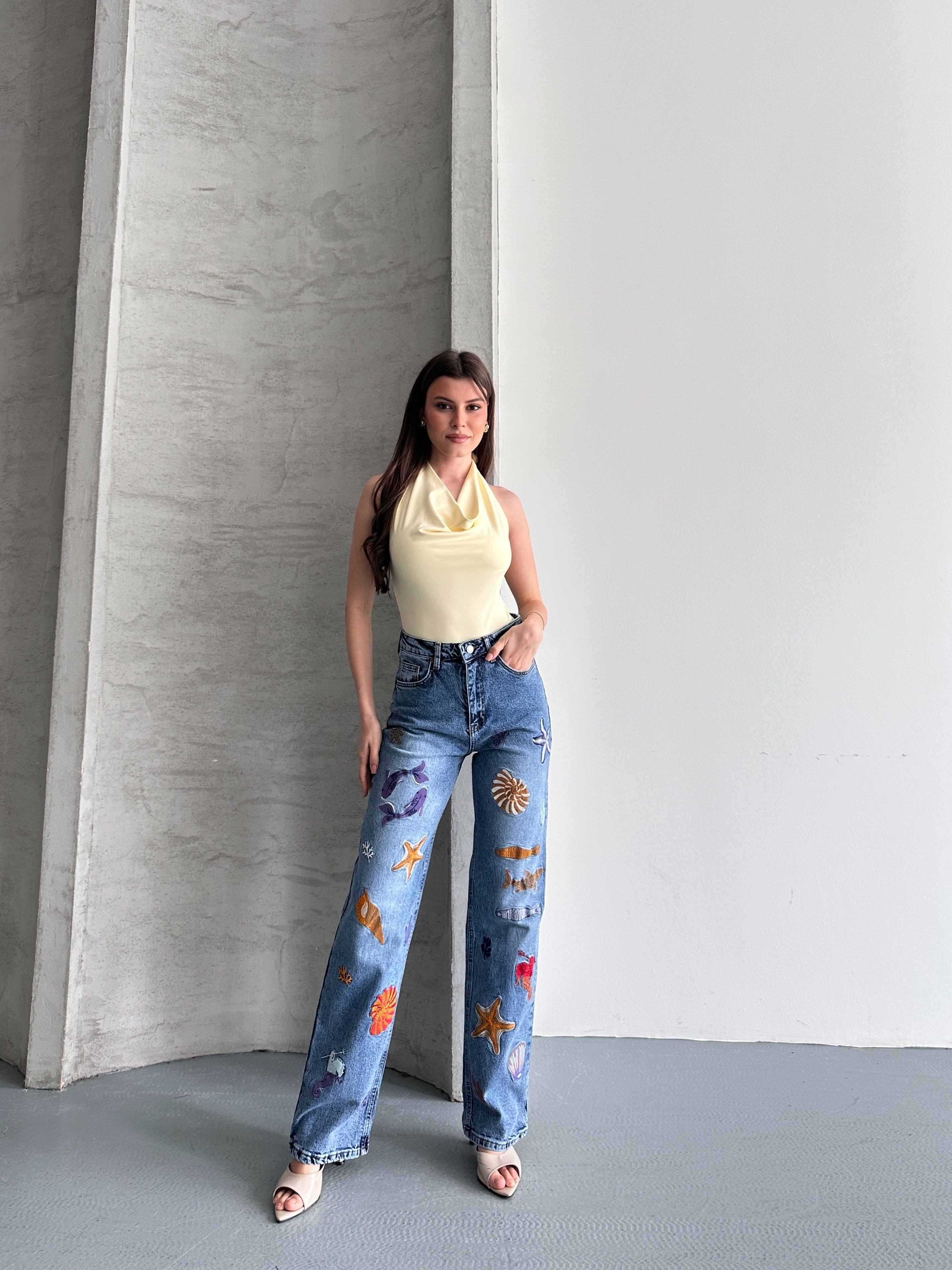 Nakış Detaylı Premium Jean