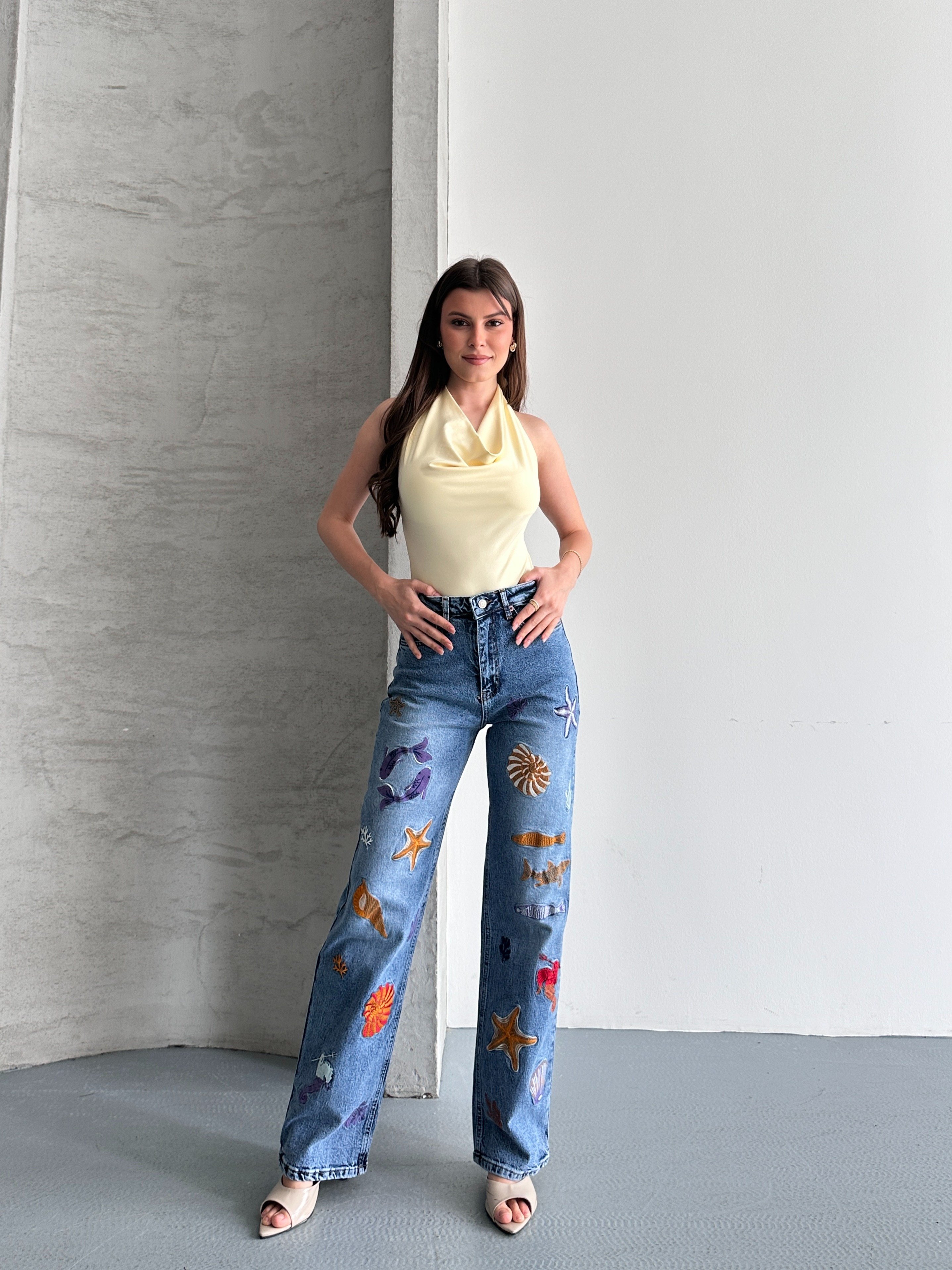 Nakış Detaylı Premium Jean