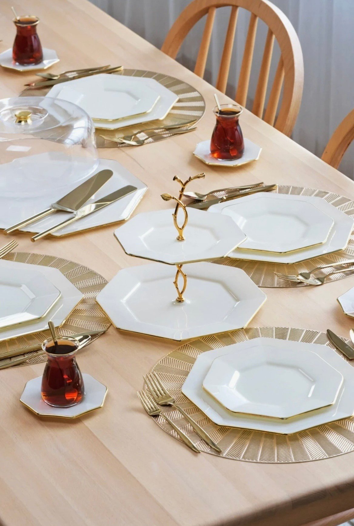 GLORE SEKİZGEN KREM ALTIN 34 PARÇA ÇAY VAKTİ 