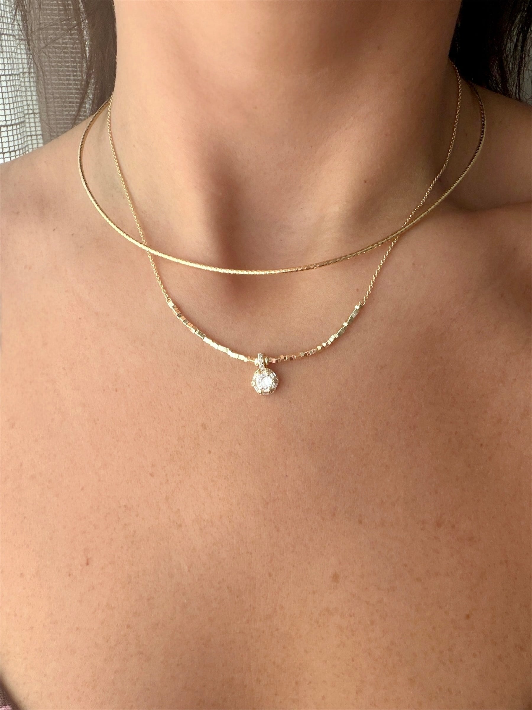 14K gold renk altın kaplama choker şık zincir ile tek taş detaylı kare dorikalı harika 2'li kolye seti