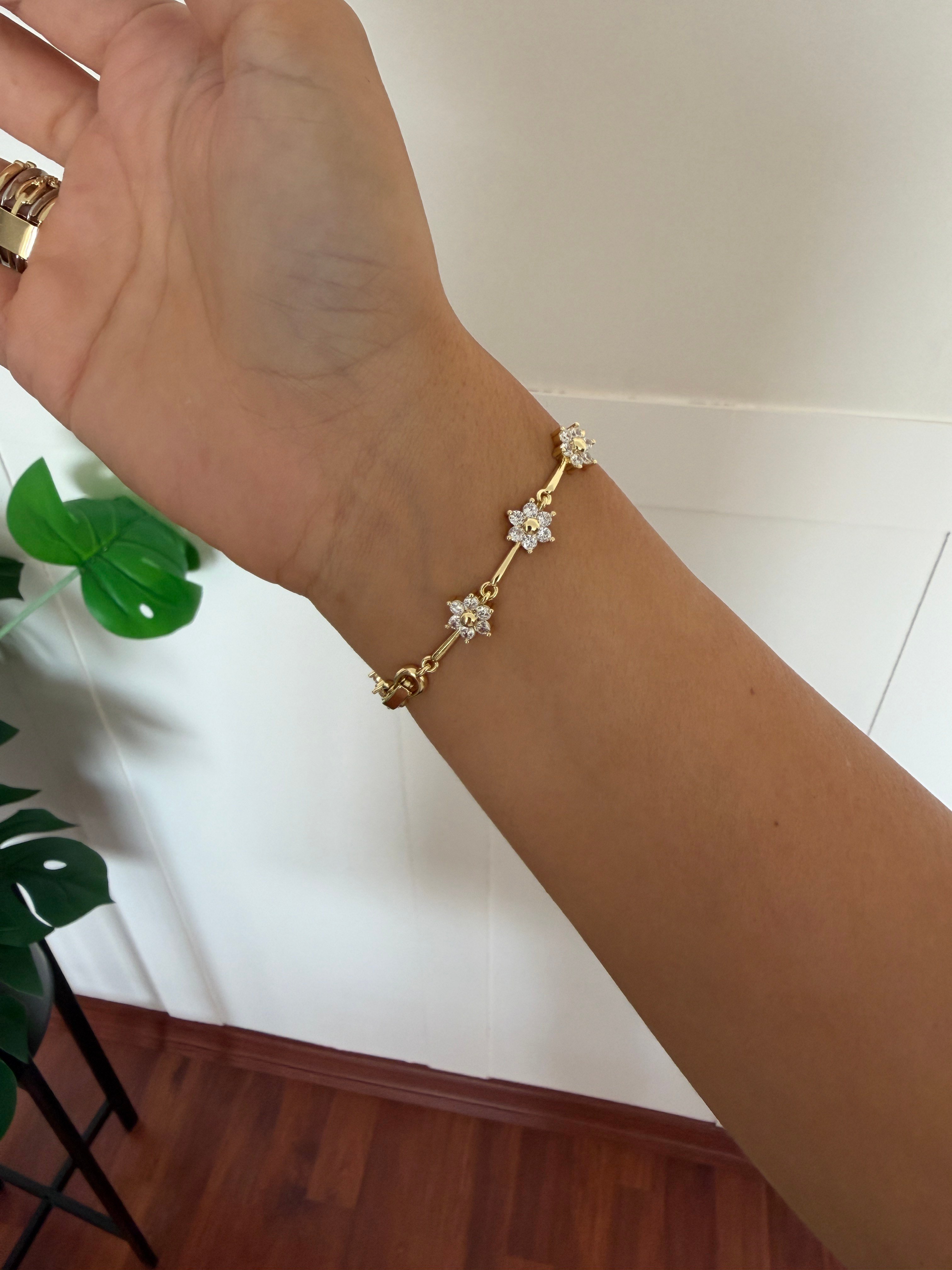 14K gold renk altın kaplama papatya desen zirkon taş ve harika işçilikte bileklik