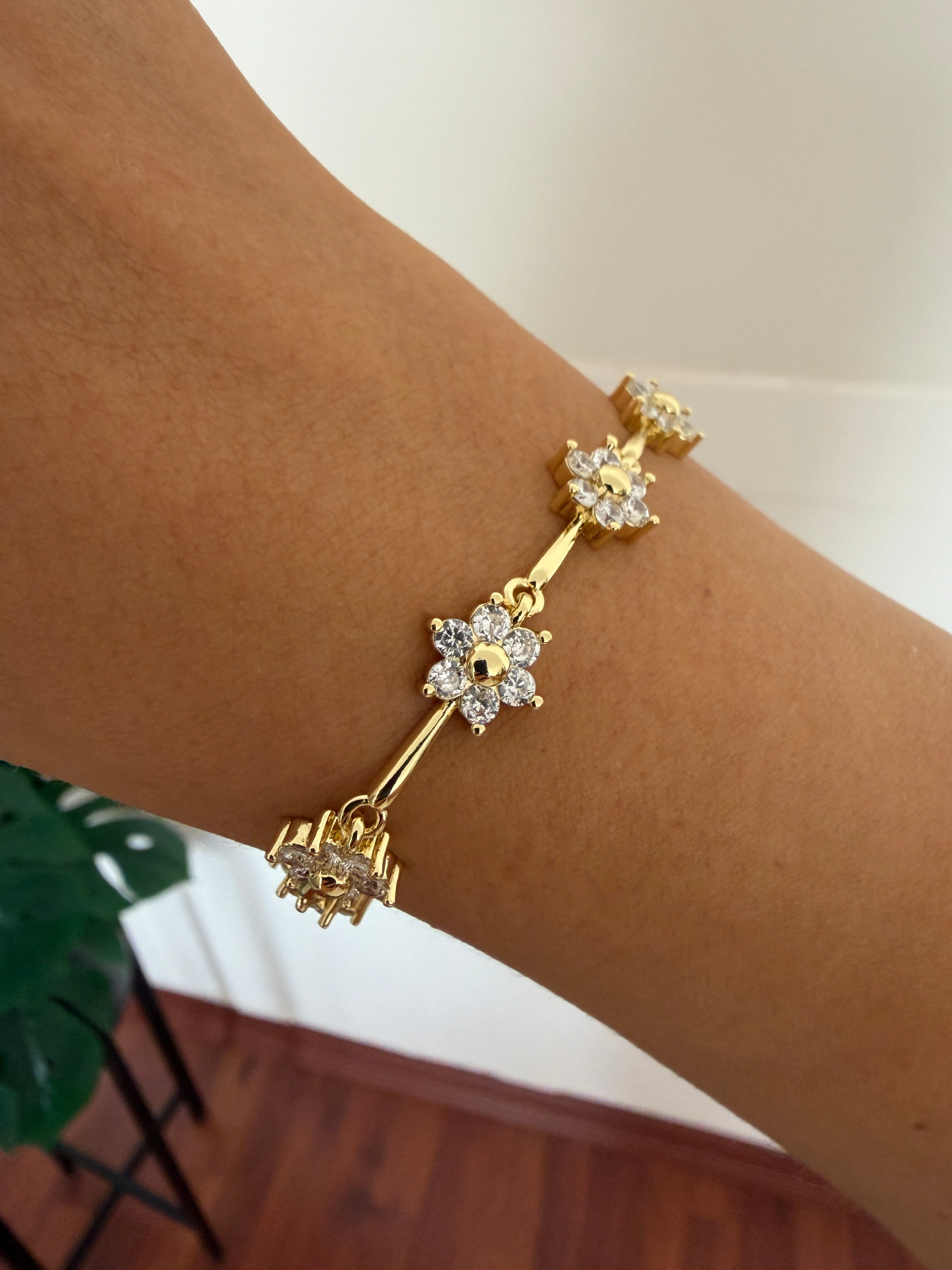 14K gold renk altın kaplama papatya desen zirkon taş ve harika işçilikte bileklik