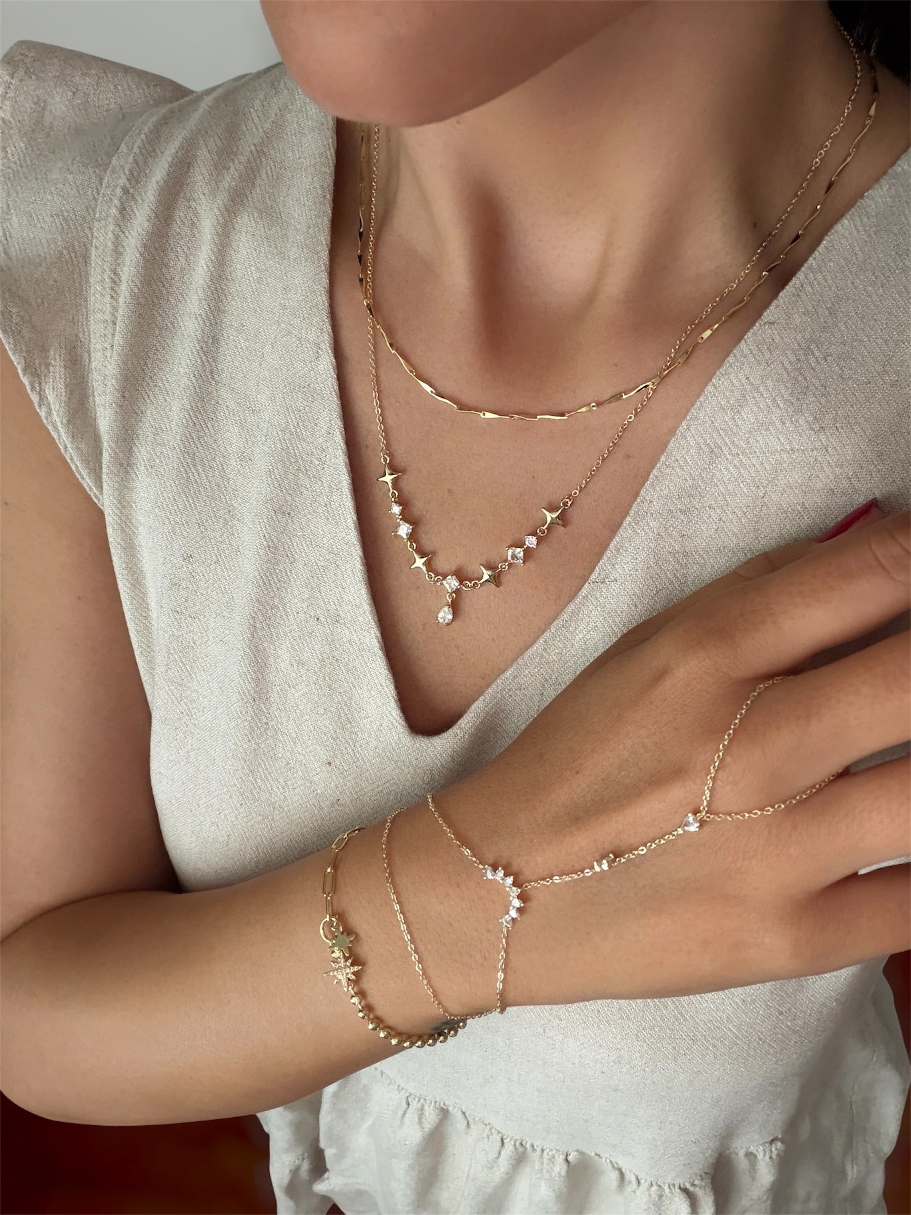 14K gold renk altın kaplama tasarım zincir ve şık Y form yıldız detaylı 2'li kolye seti