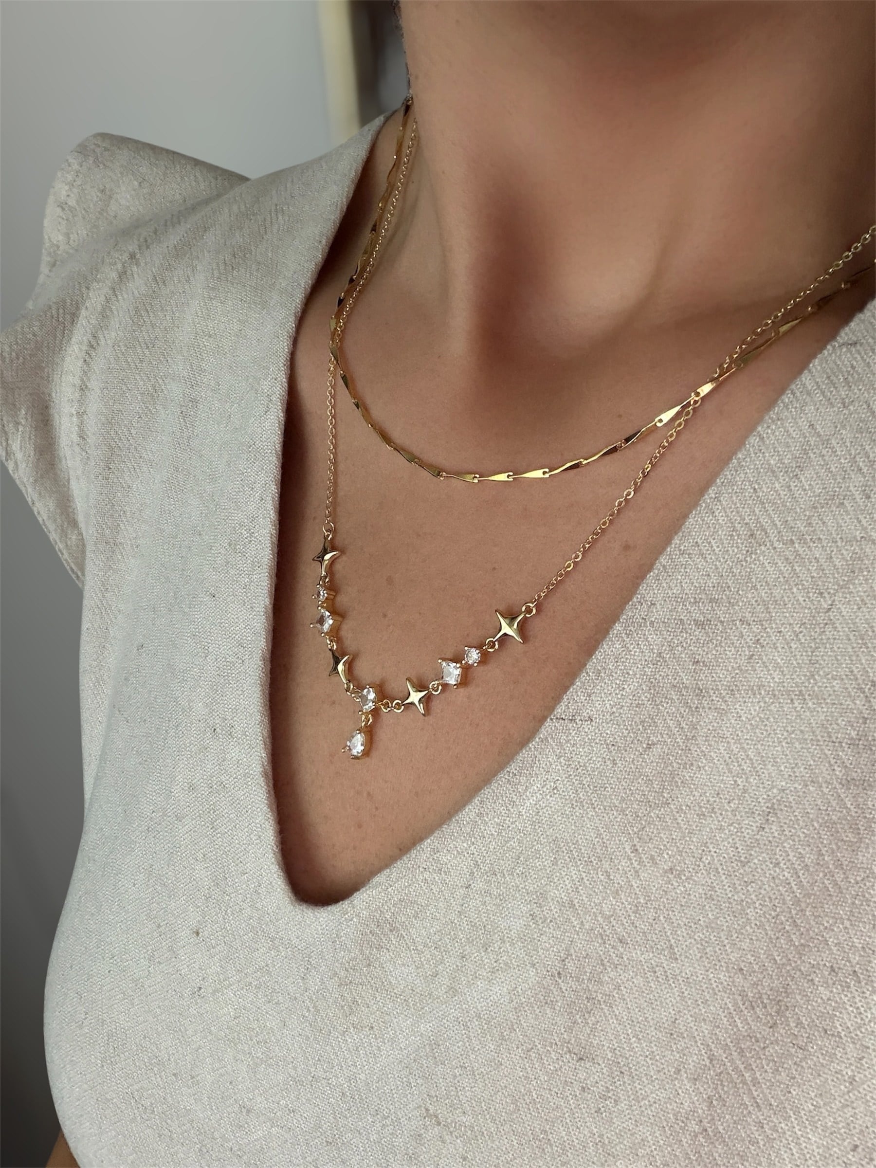 14K gold renk altın kaplama tasarım zincir ve şık Y form yıldız detaylı 2'li kolye seti