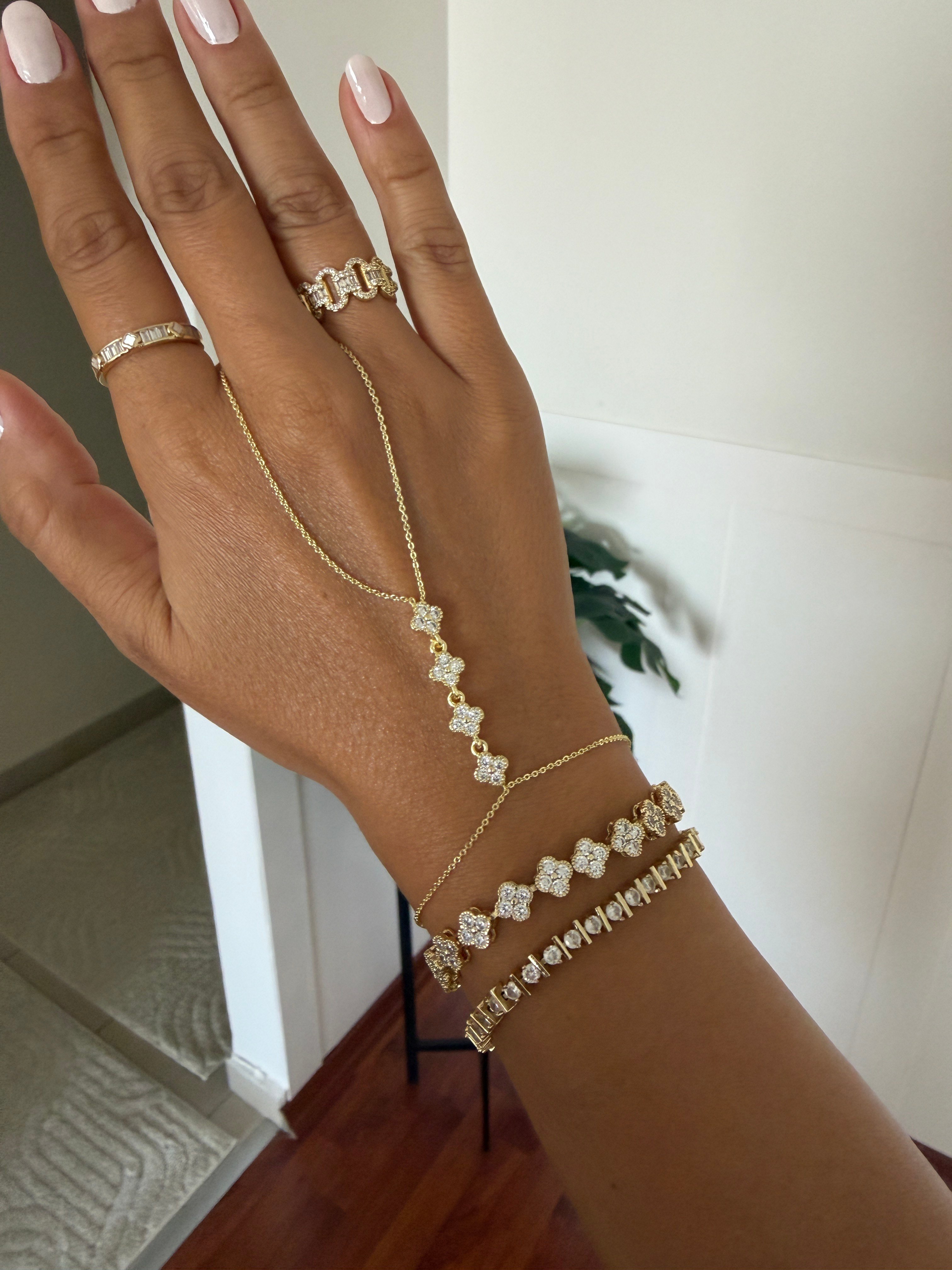 14K gold renk altın kaplama, yonca detaylı ysx harika model şahmeran