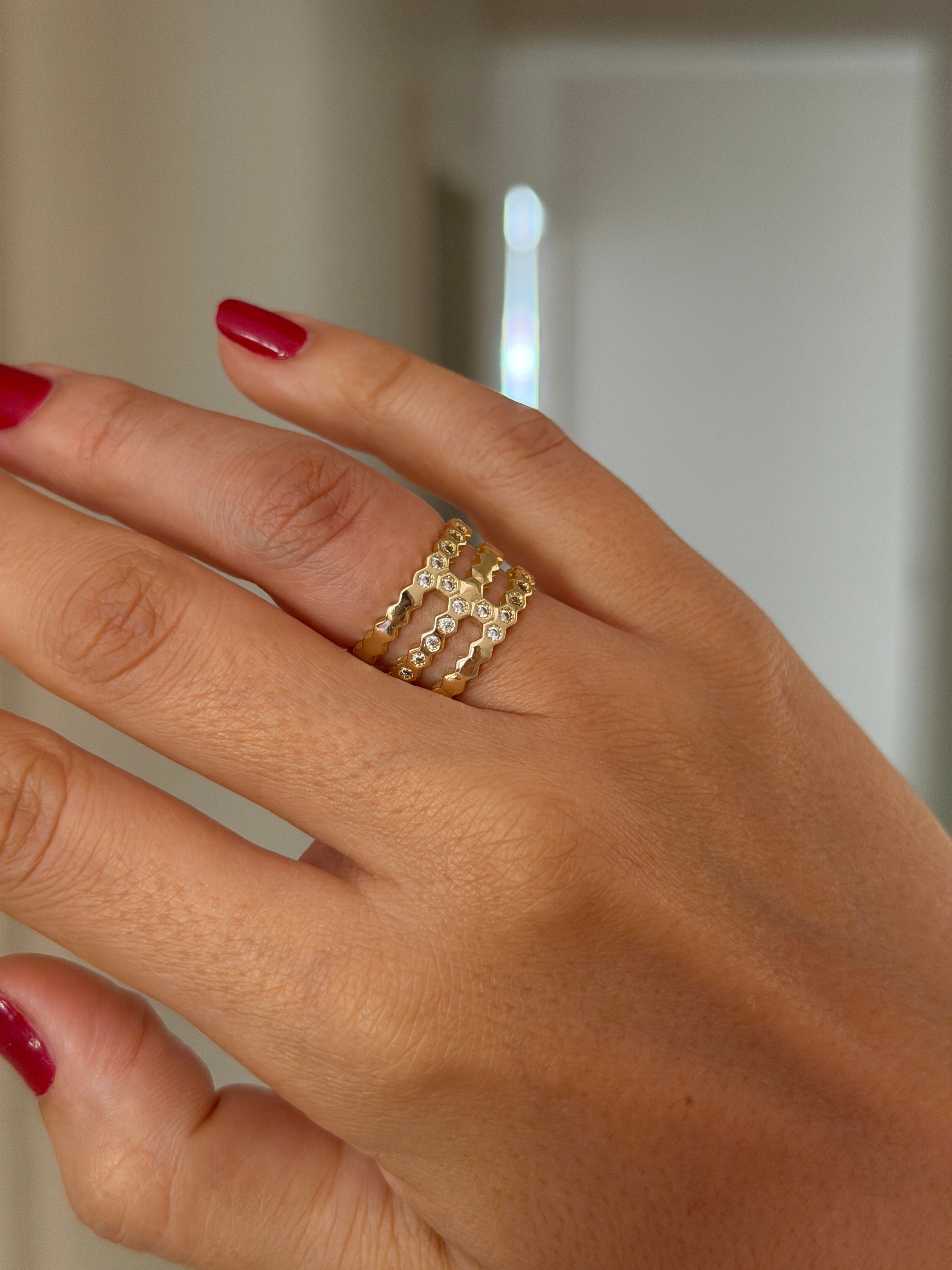 14K gold renk altın kaplama zirkon taşlı çok zarif petek görünümlü tasarım yüzük