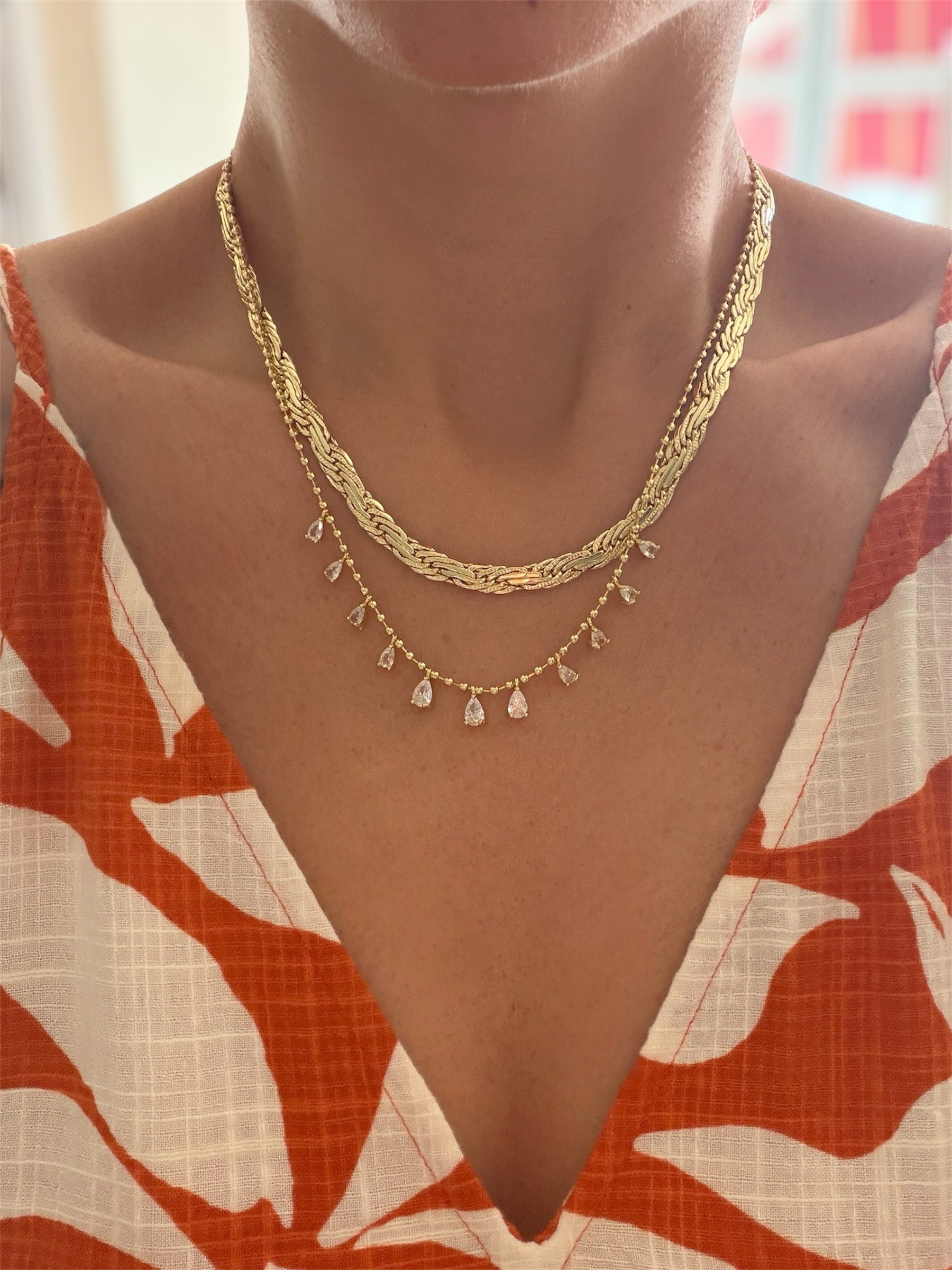 14K gold renk altın kaplama,topçuk zincirli ,damla detaylı zirkon taşlı kolye