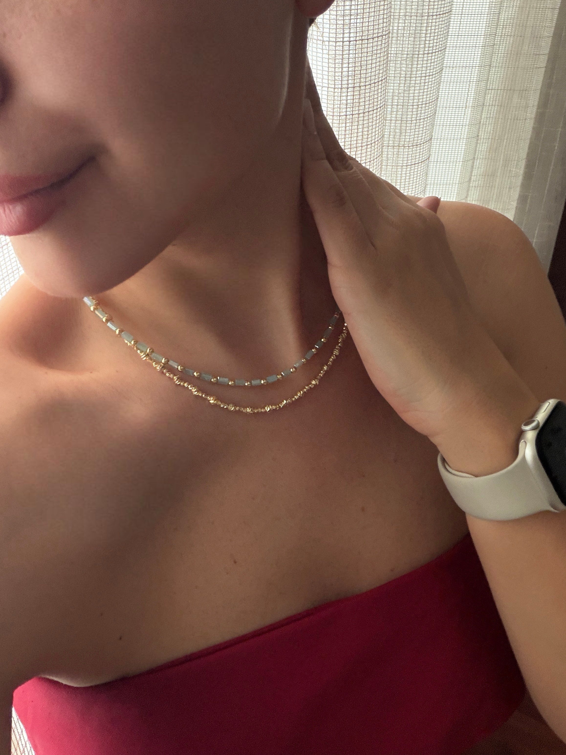 14K gold renk,dorika detaylı ve mavi doğal taşlı 2'li kolye kombini