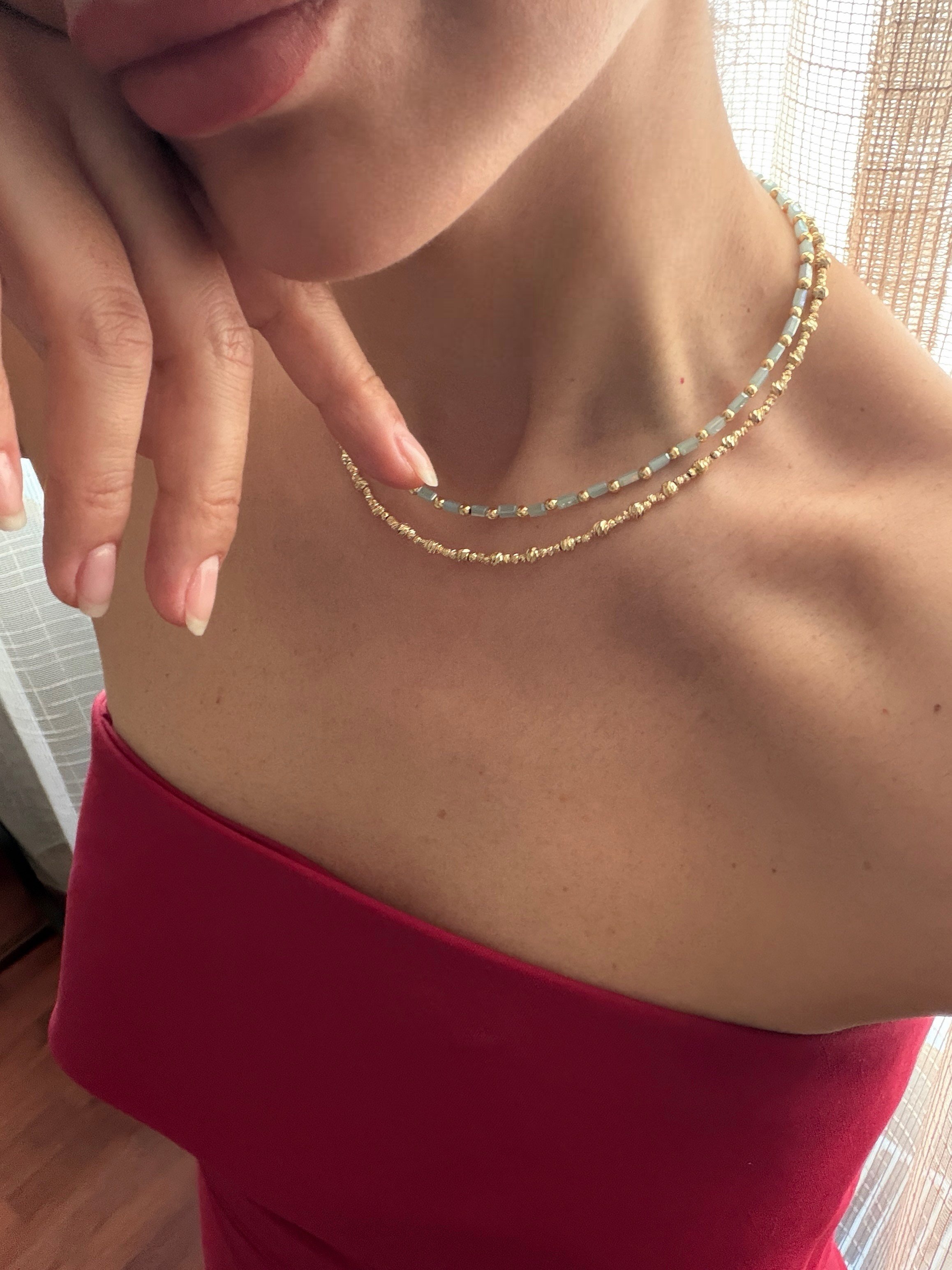 14K gold renk,dorika detaylı ve mavi doğal taşlı 2'li kolye kombini