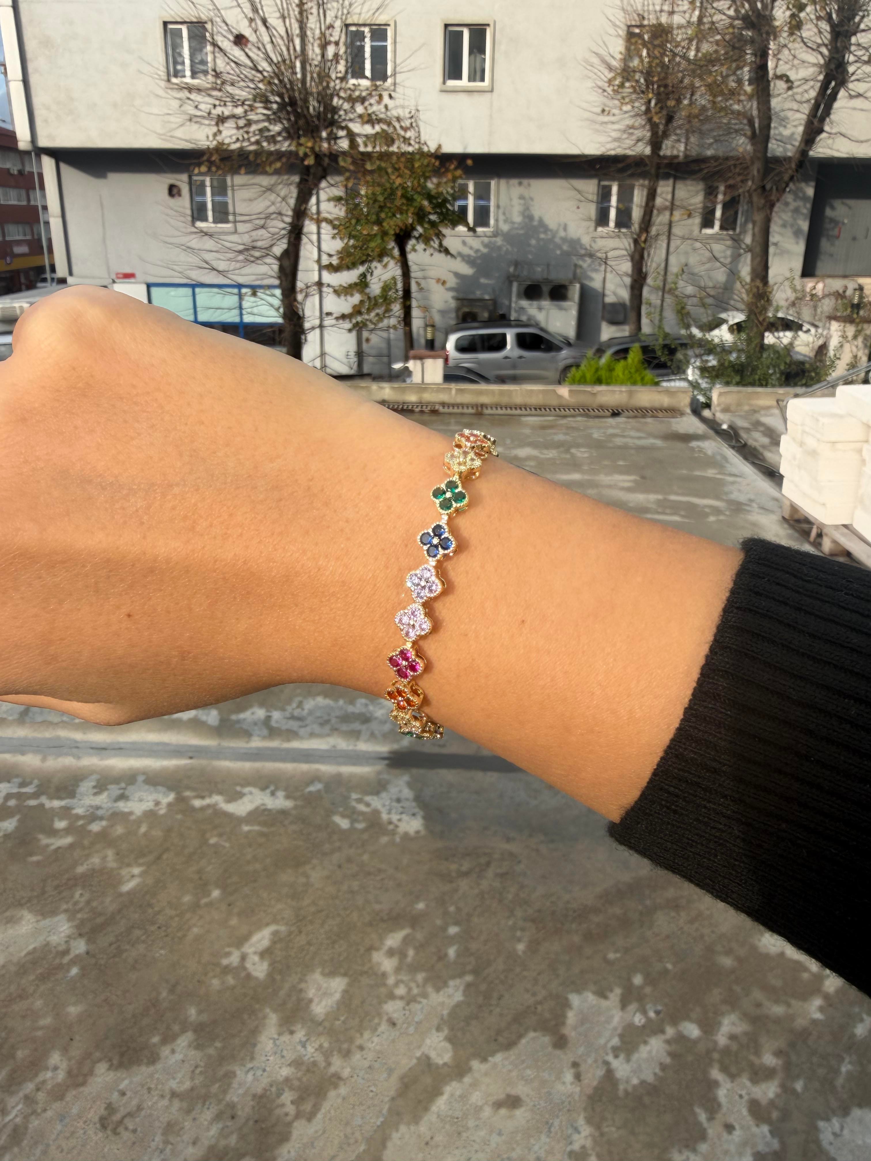 14K gold renk,rengarenk trend model,olmazsa olmaz bileklik 🍀
