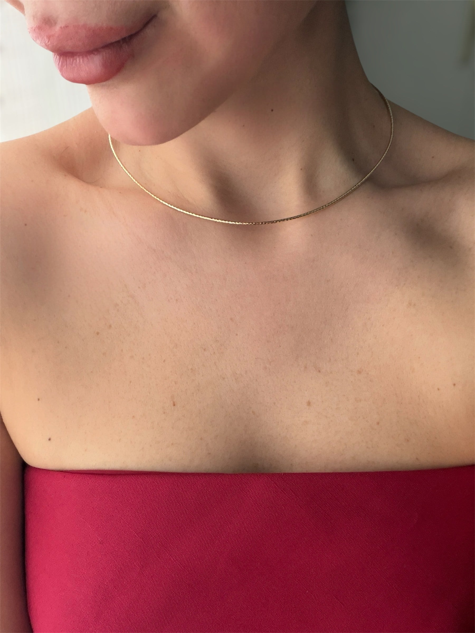 14K gold renk,tam bir kombin kolyesi. Xpng çelik parıltılı choker kolye