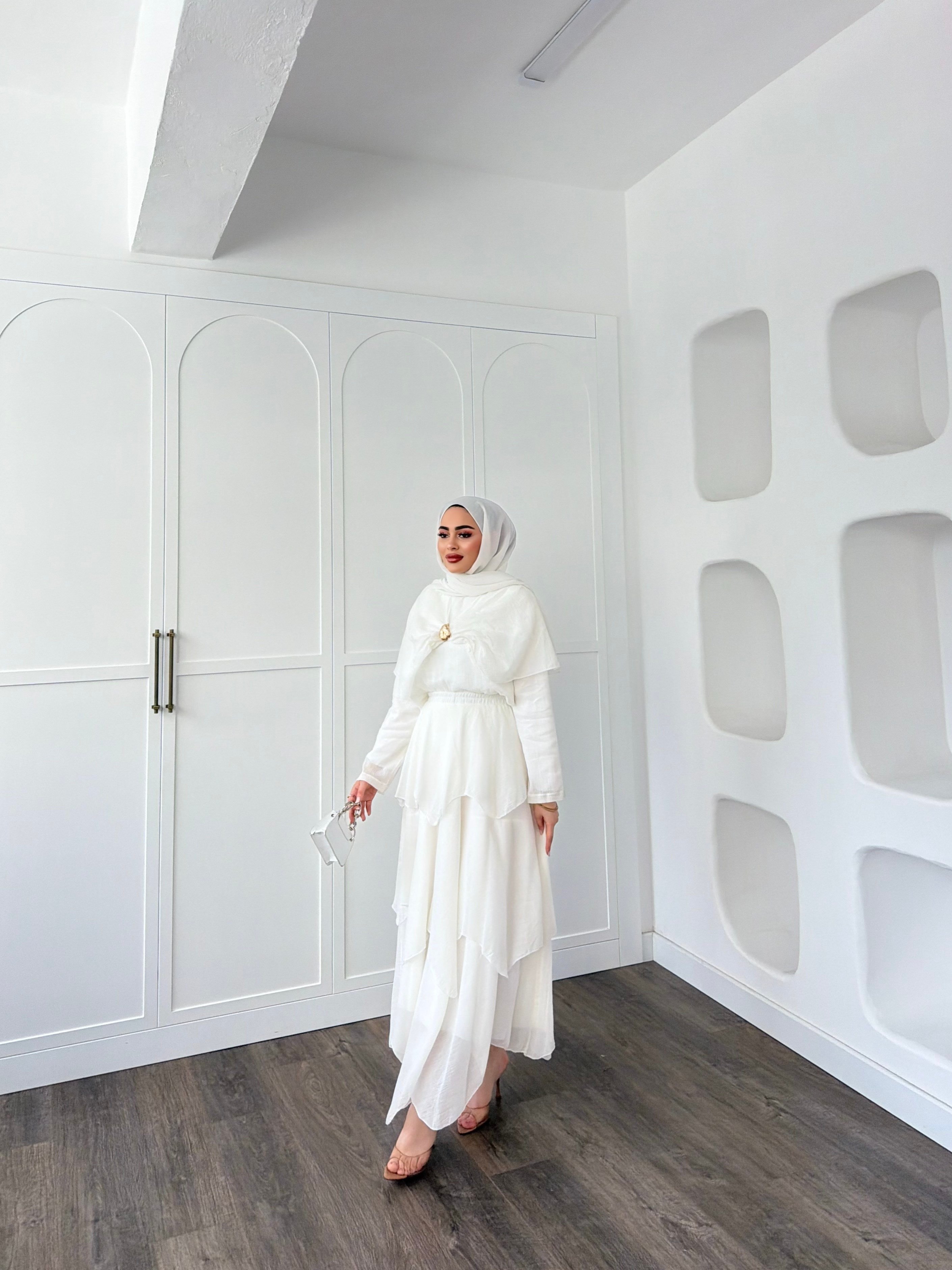 Irmak Etekli Takım - Beyaz