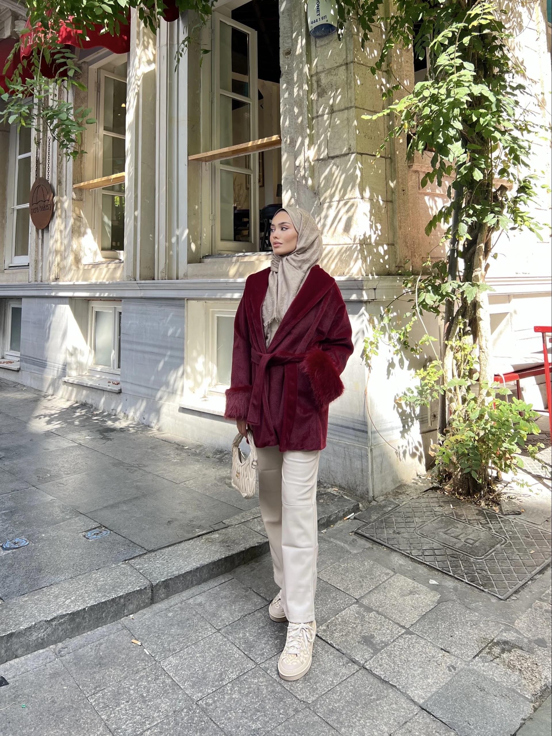 Allo kolları Kürk Detaylı Mont - Bordo