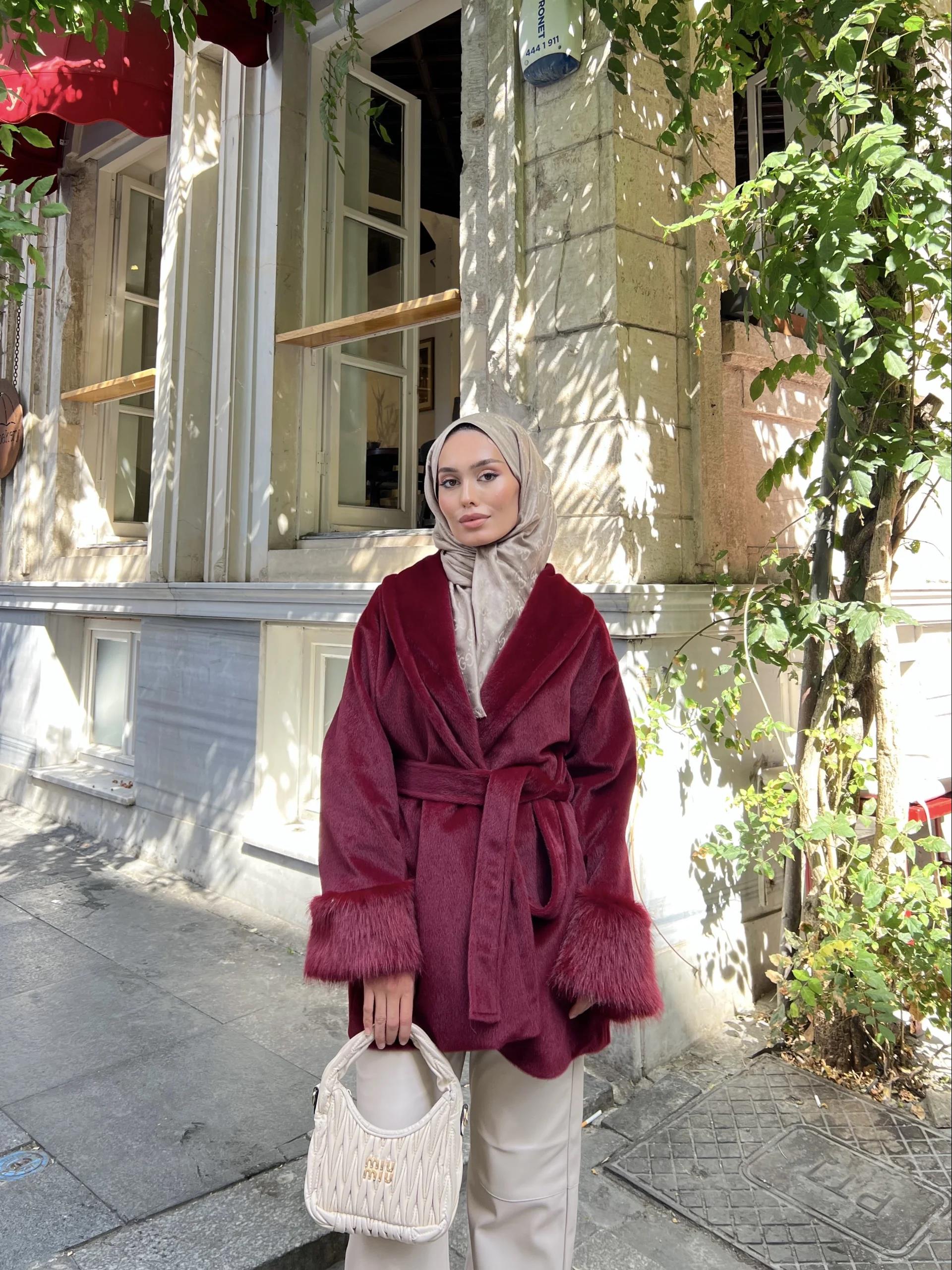 Allo kolları Kürk Detaylı Mont - Bordo
