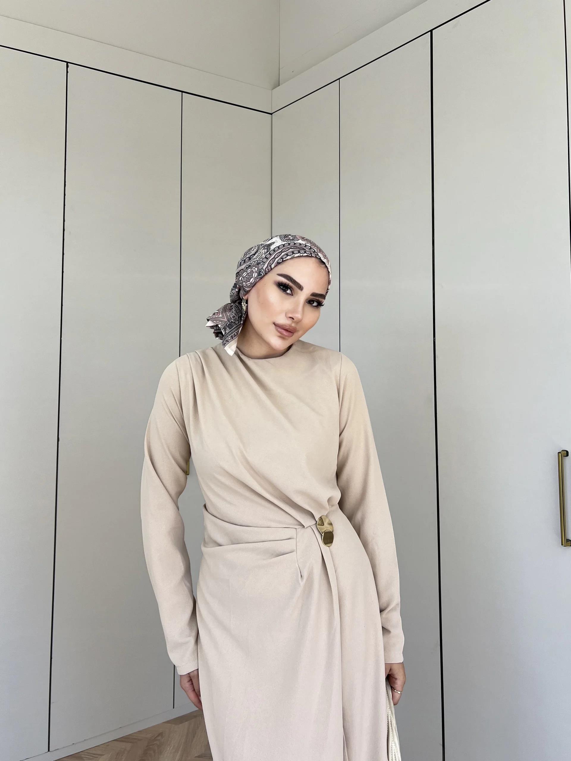 Asil Yan Detaylı Elbise - Krem