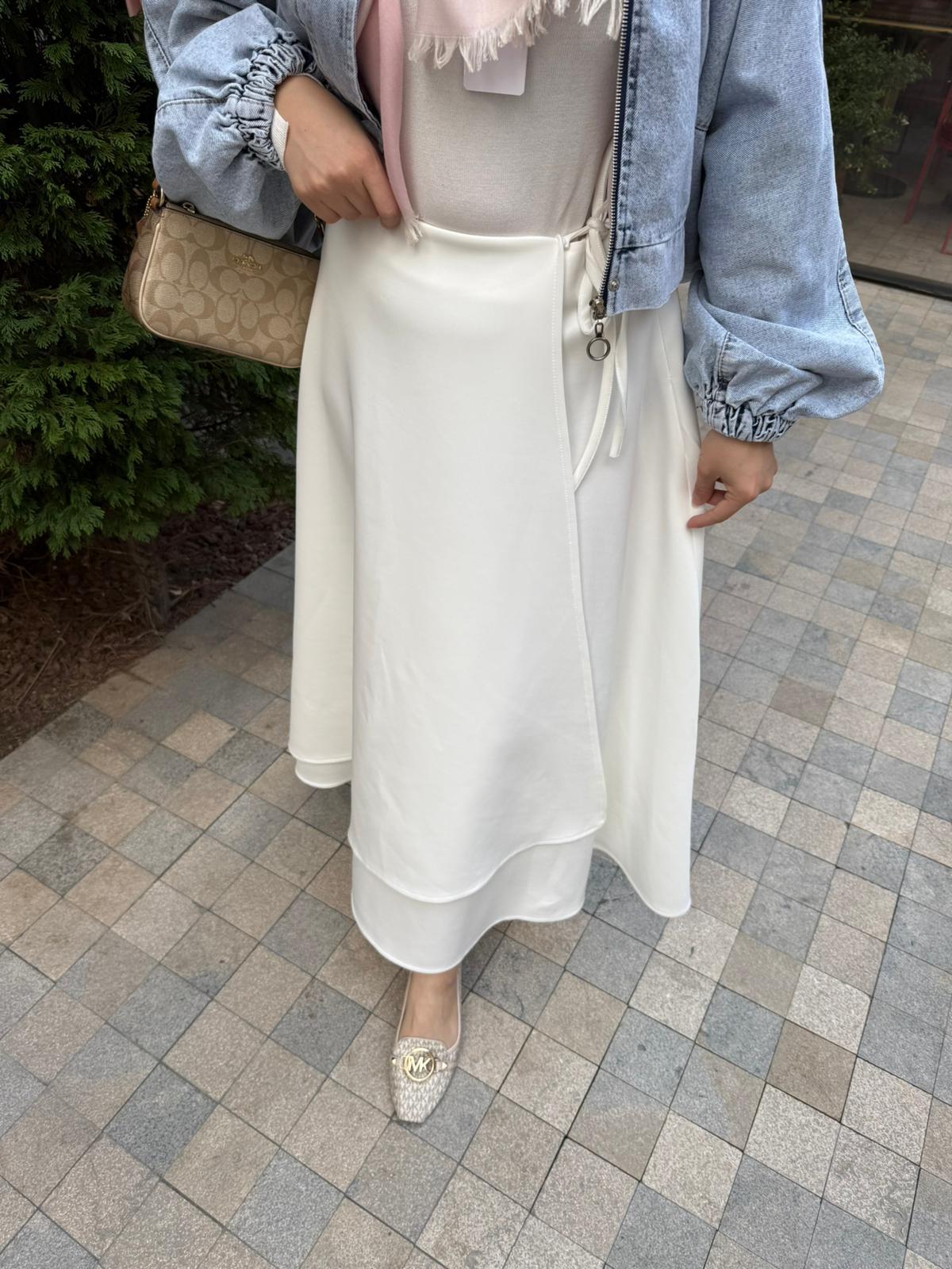 Bağcıklı Scuba Etek - Beyaz