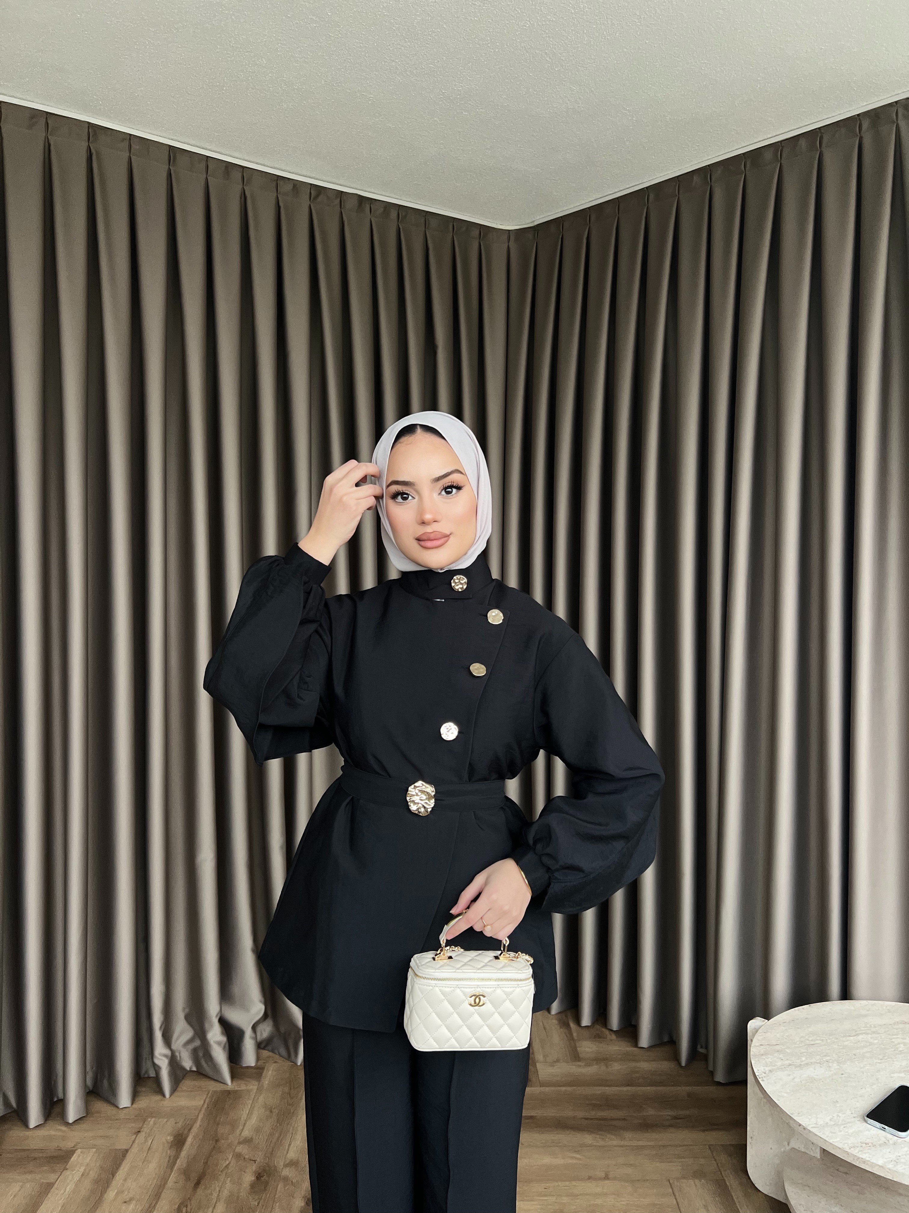 Besla Gold Düğmeli Takım - Siyah