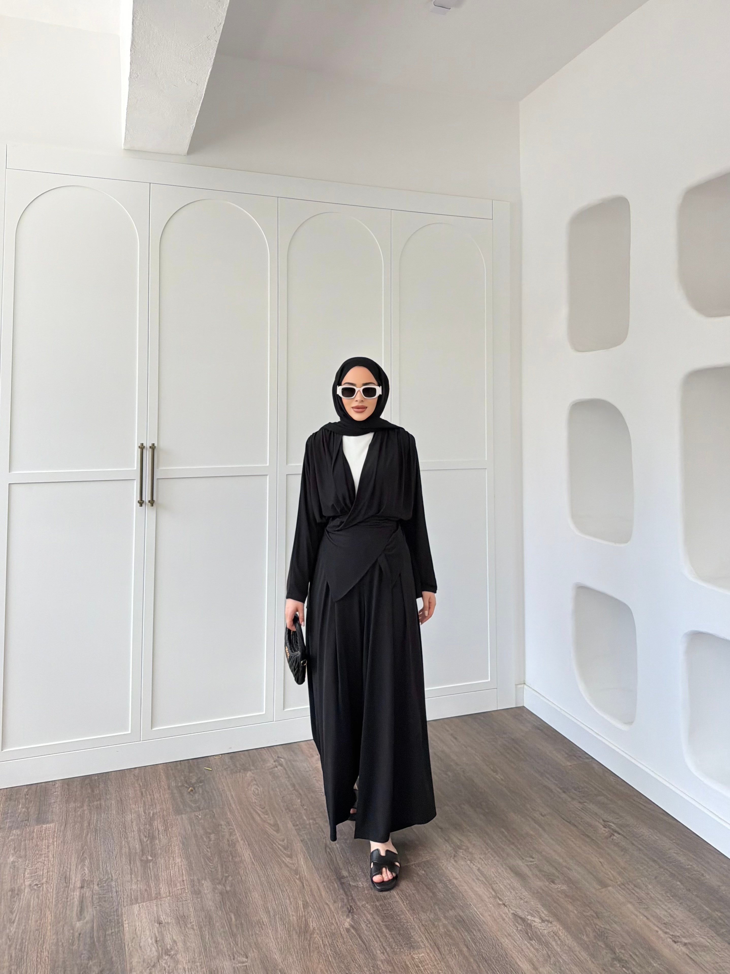 Besra Sandy Takım - Siyah