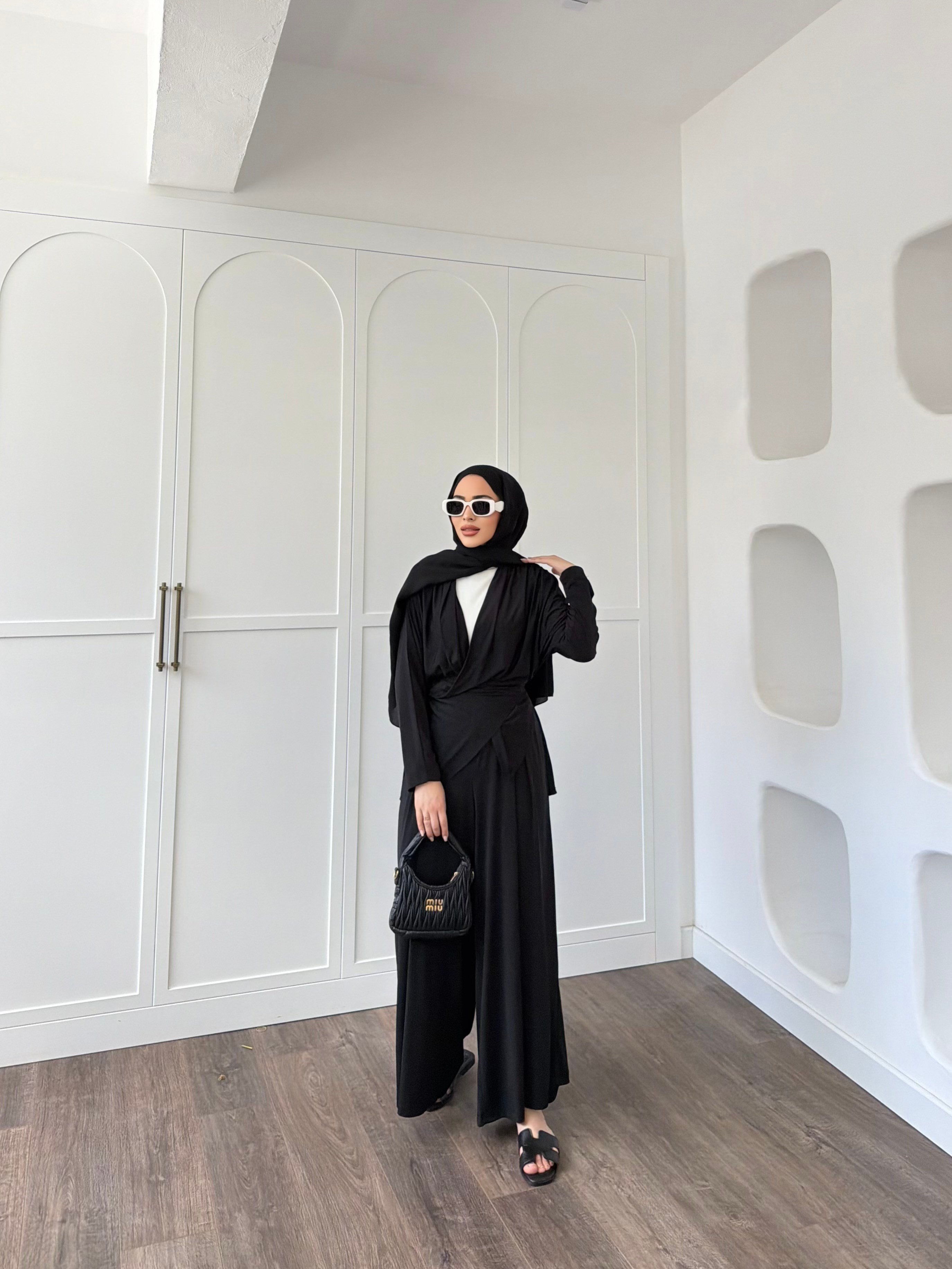 Besra Sandy Takım - Siyah