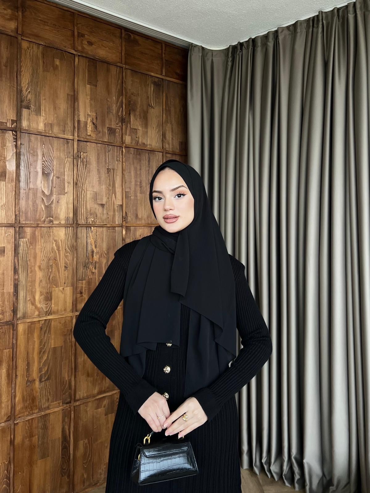 Çelik Düğme Detay Triko Elbise - Siyah