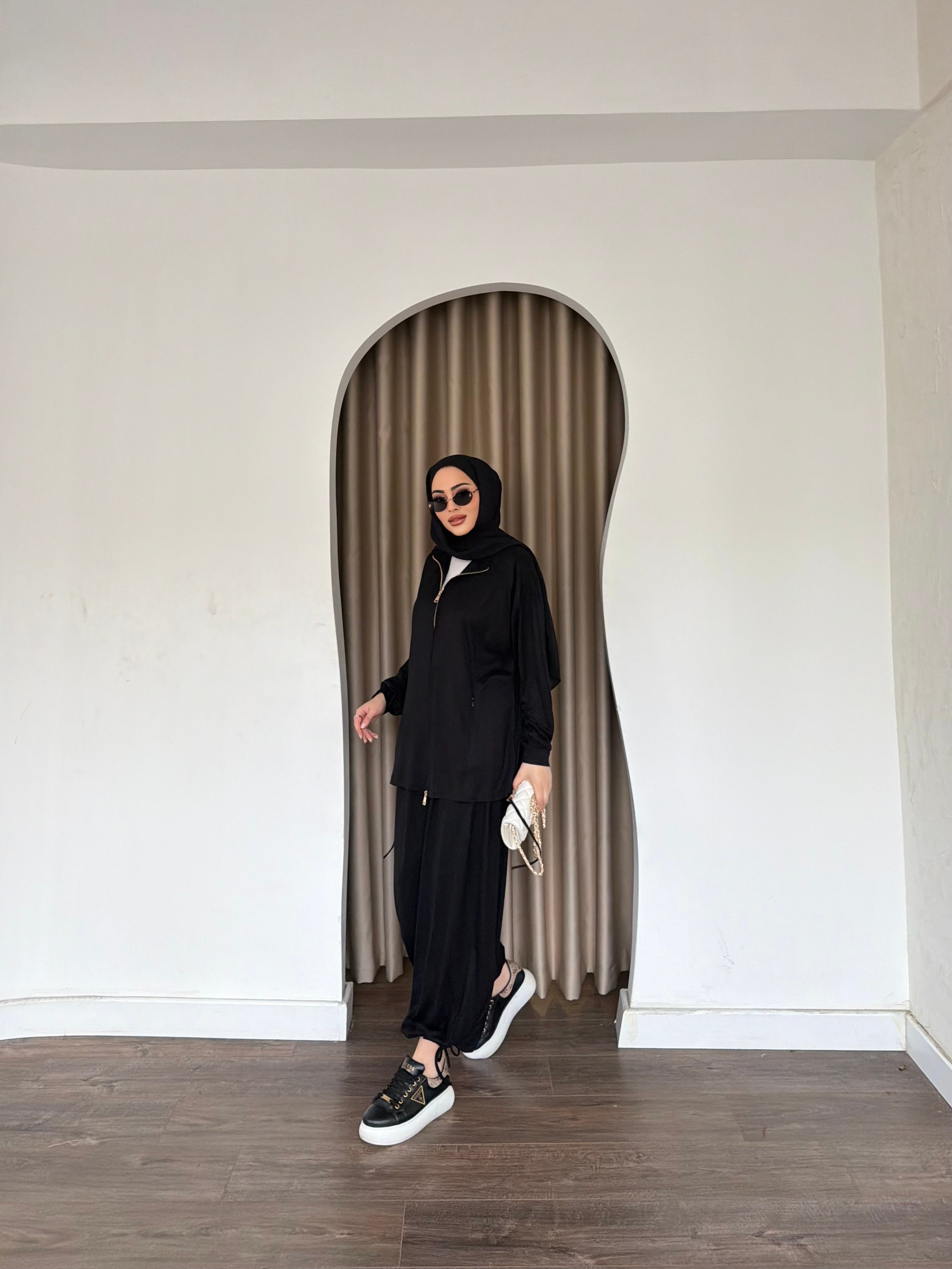 Ceylan Paça Lastik Takım - Siyah