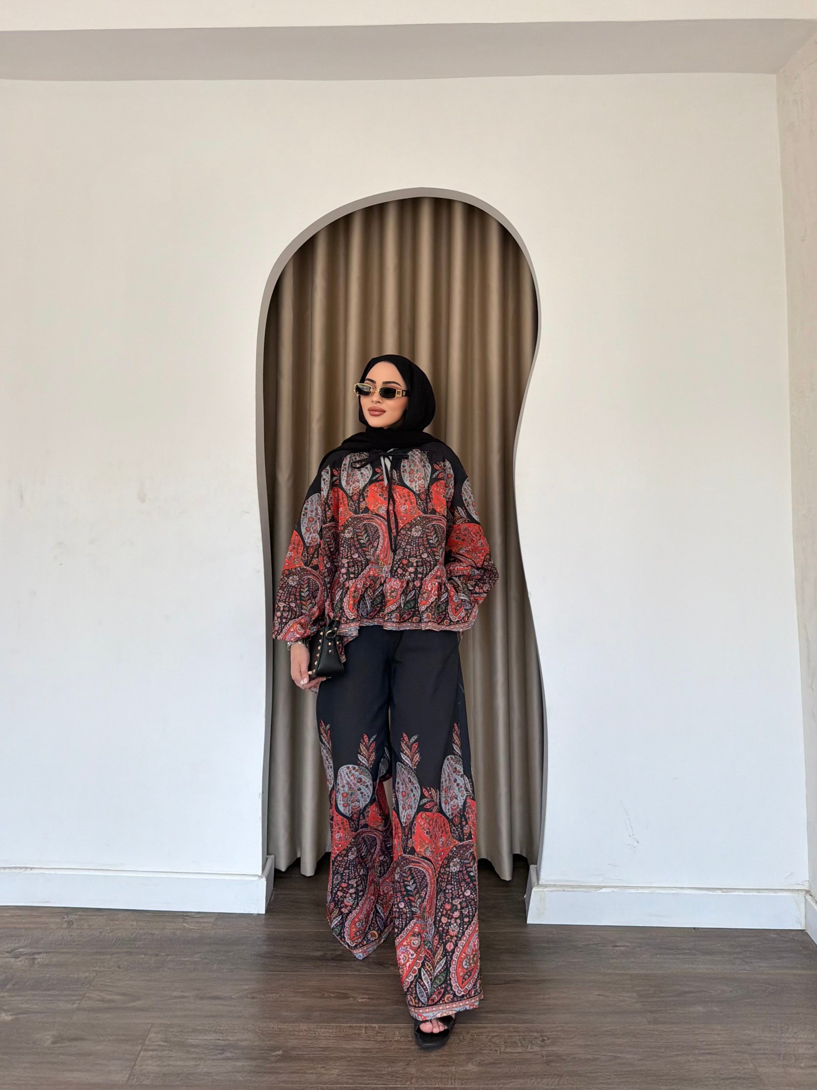Çiçek Takım - Siyah