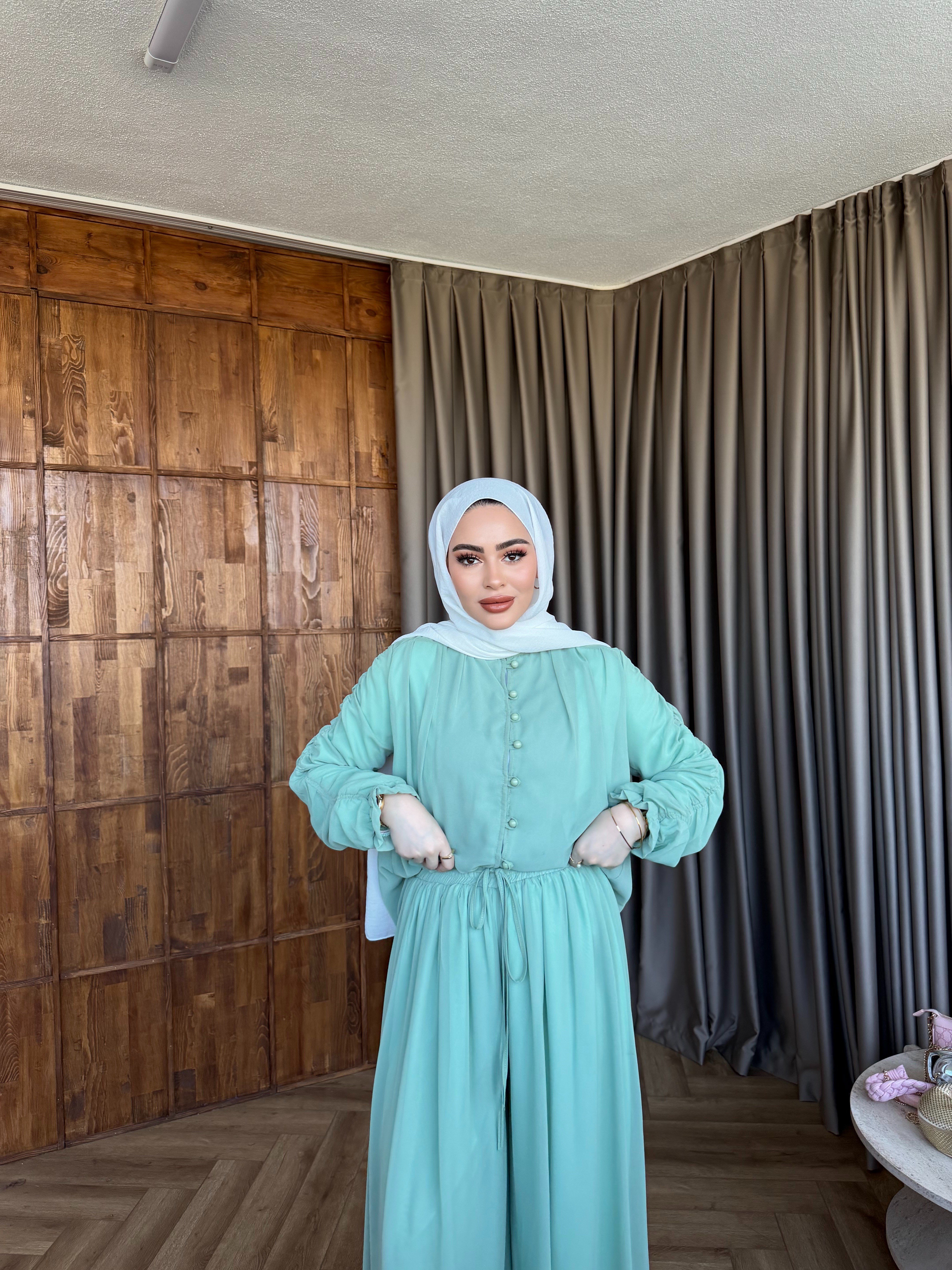 Danla Düğmeli Takım - Çağla