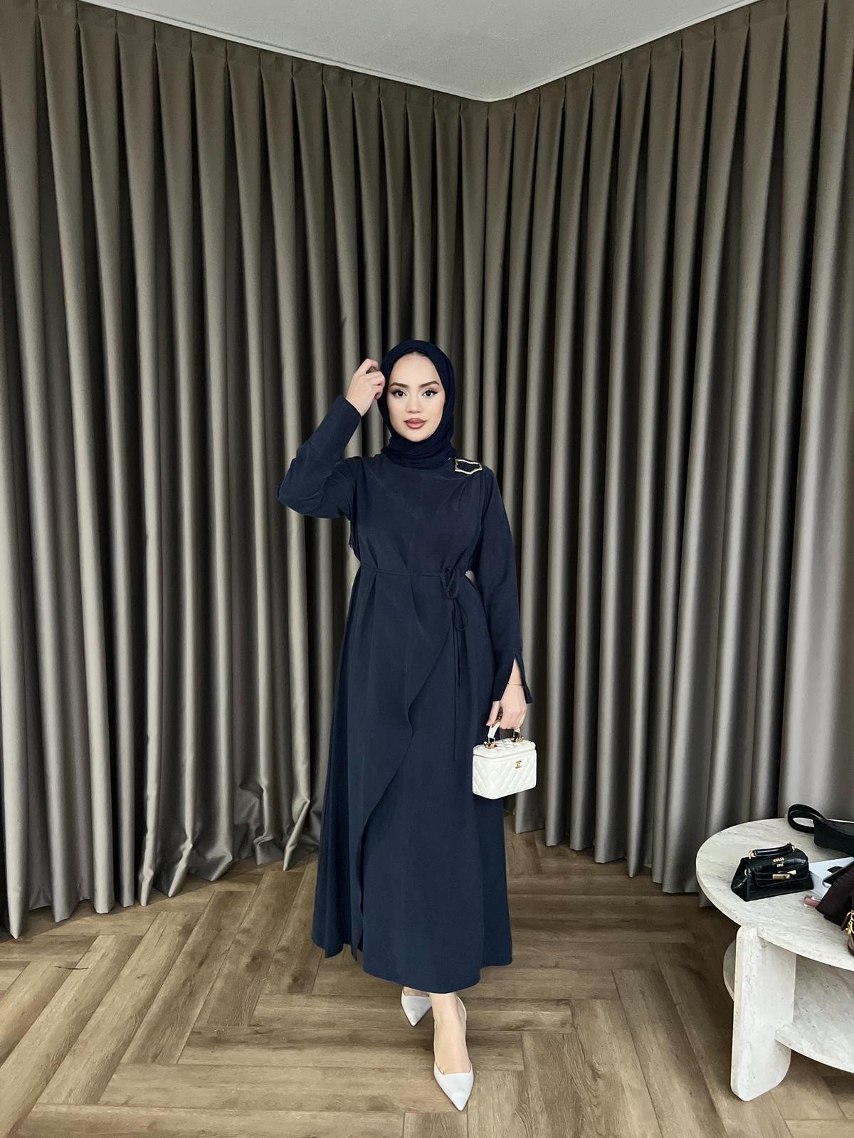 Desli Broşlu Elbise - Lacivert