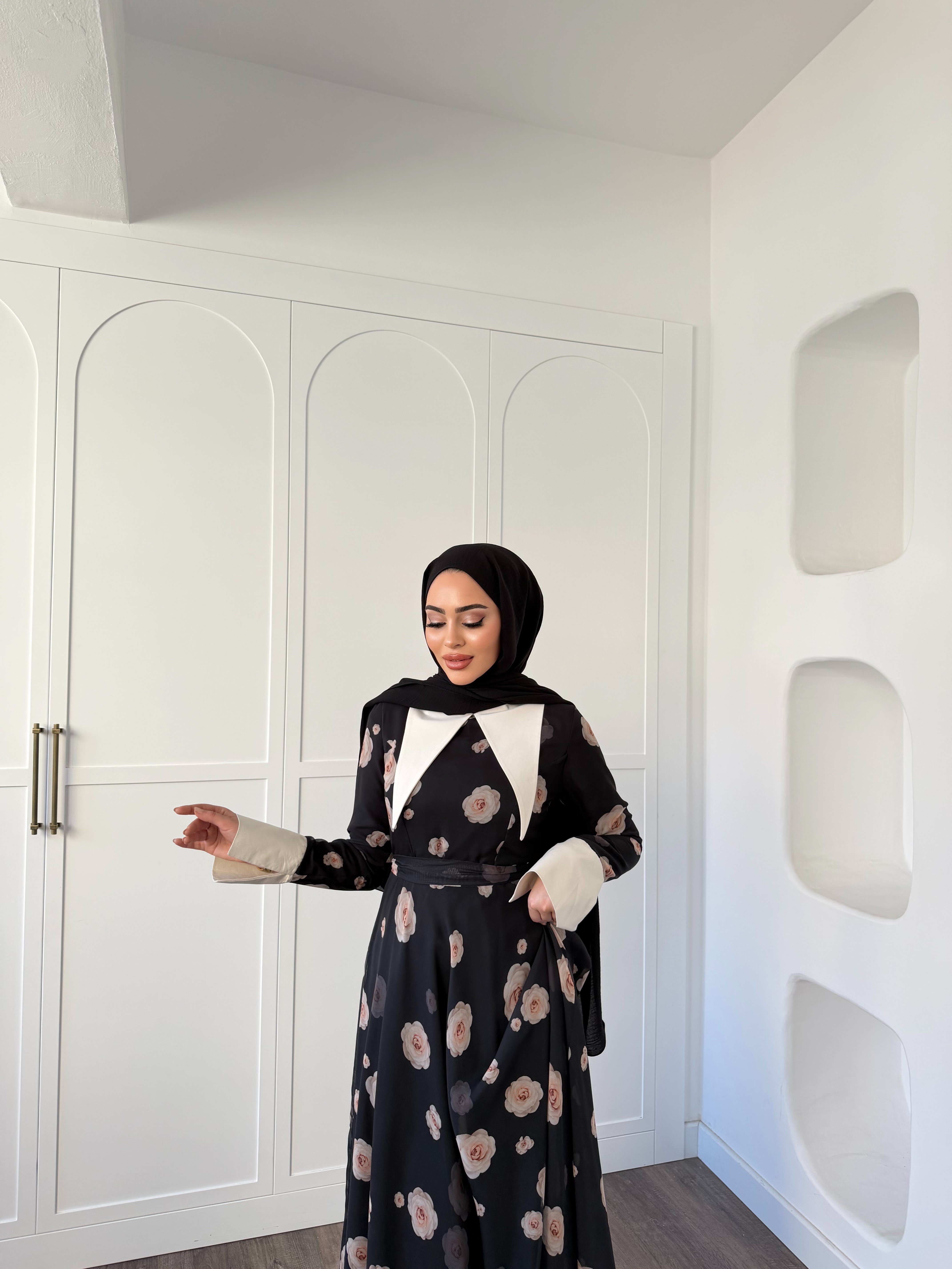 Dum Yaka Detay Elbise - Siyah 