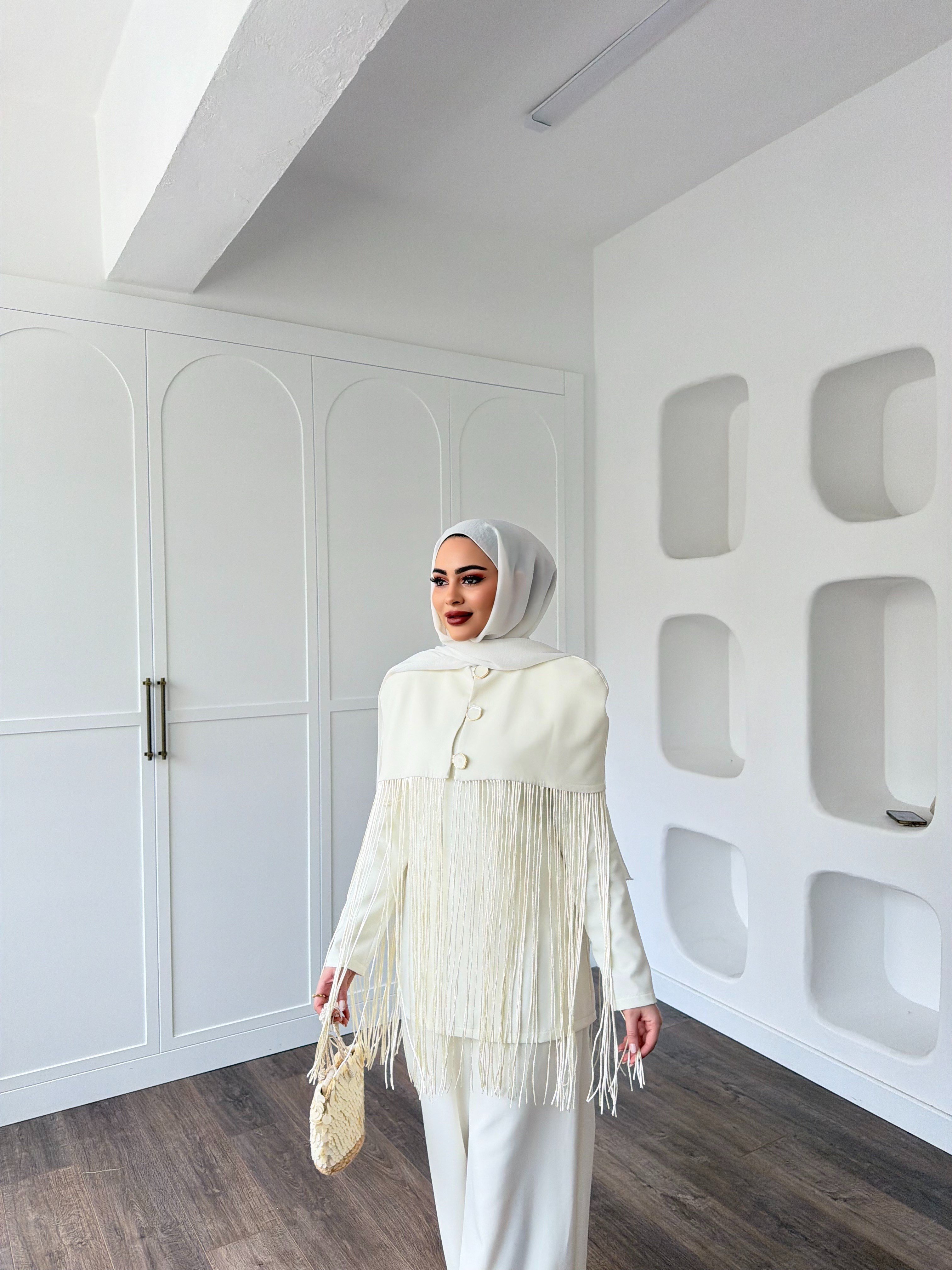 Durla Püsküllü Takım -Ekru