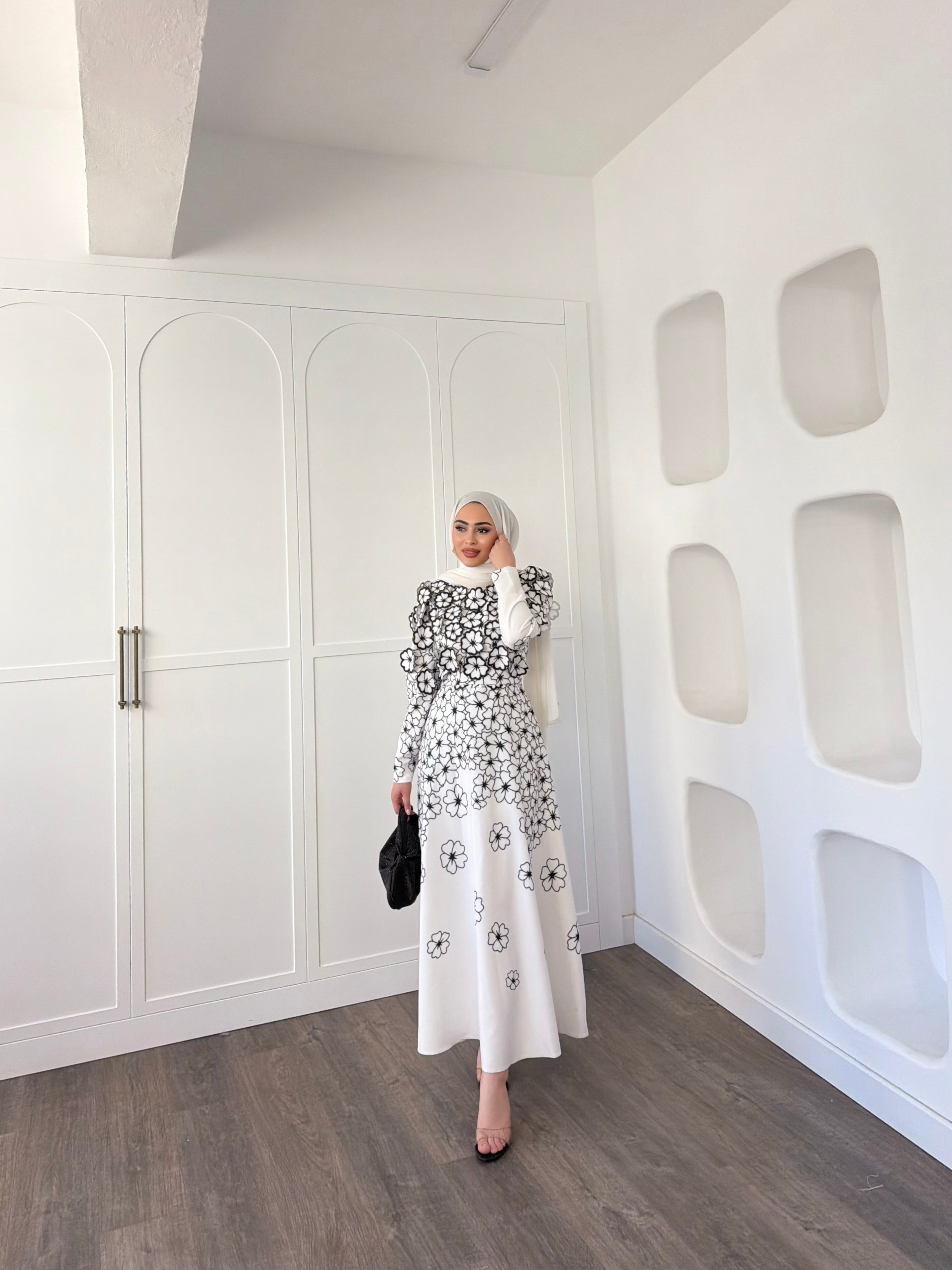 Elan Elbise - Beyaz