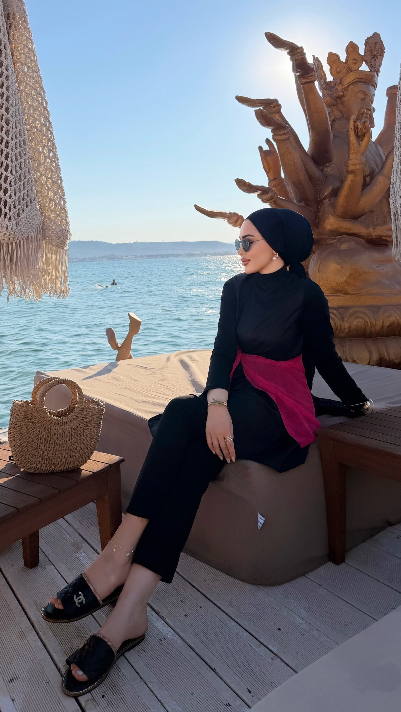 Elif Haşema-Siyah