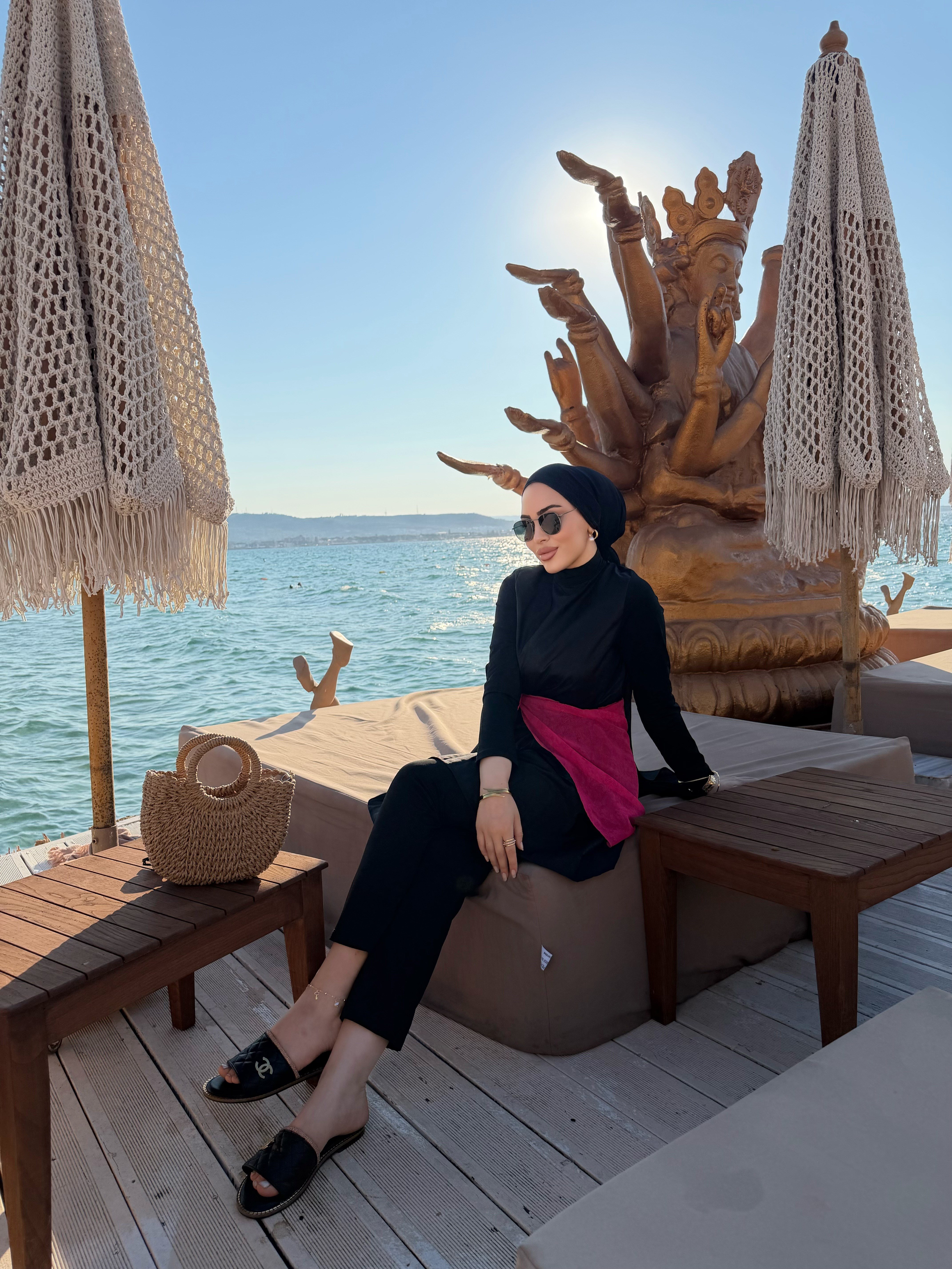 Elif Haşema-Siyah