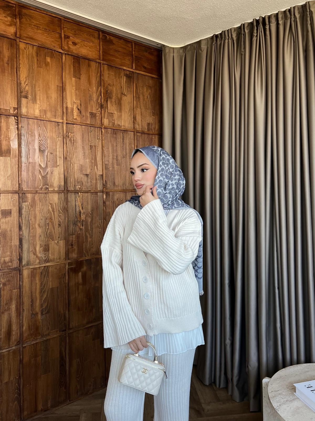 Ellen Düğmeli Triko Takım - Ekru